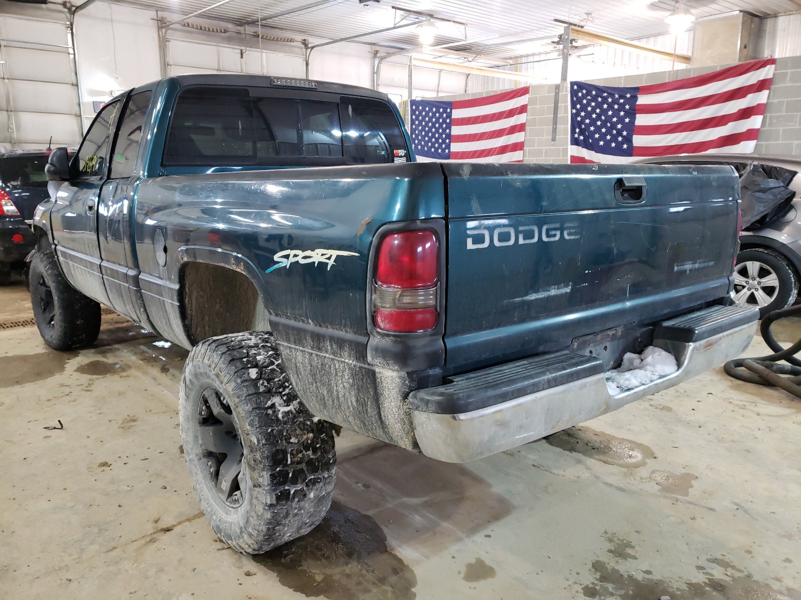 Photo 2 VIN: 3B7HF13Y1WG164631 - DODGE RAM 1500 