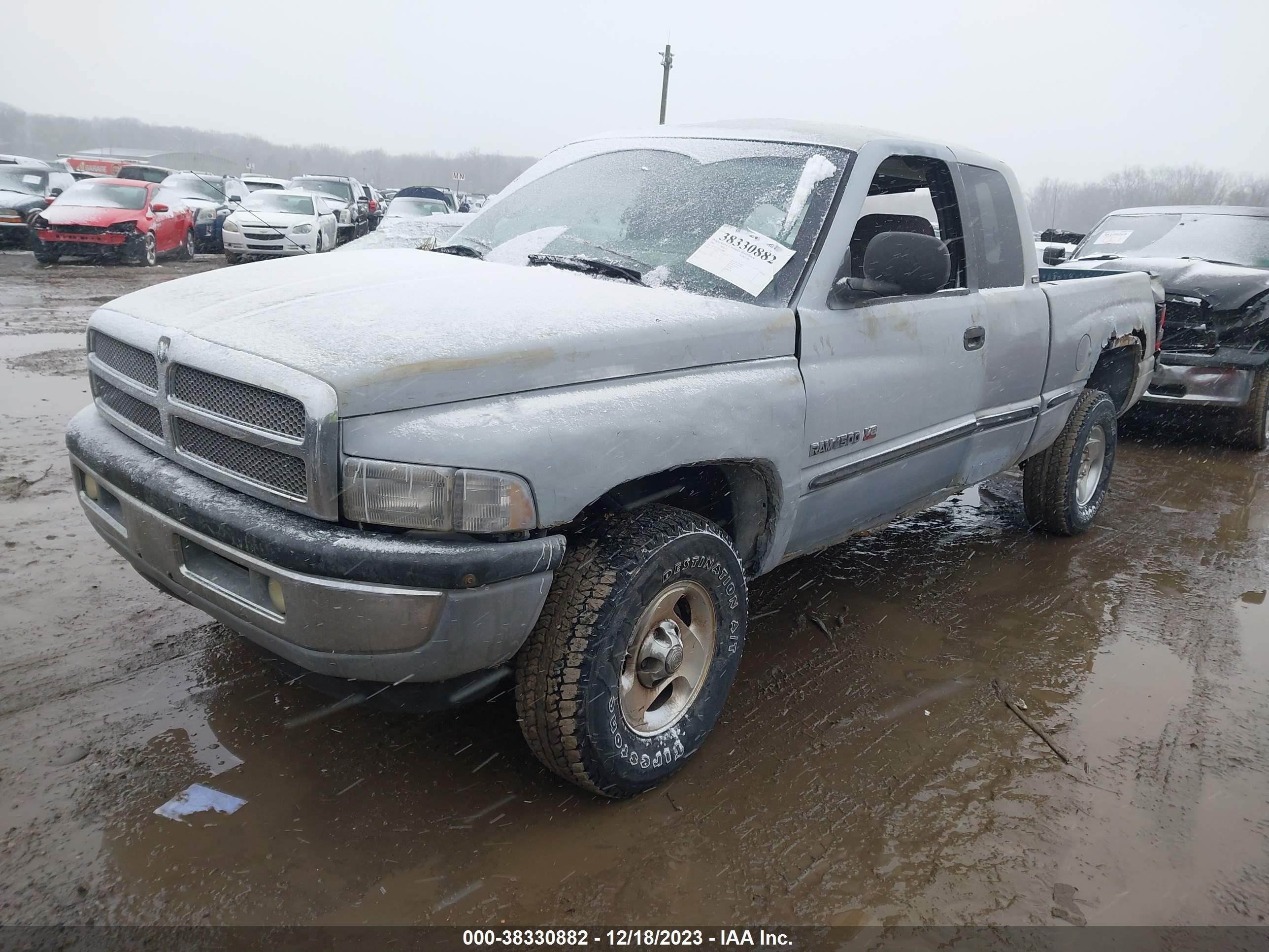 Photo 1 VIN: 3B7HF13Y1XG248031 - DODGE RAM 