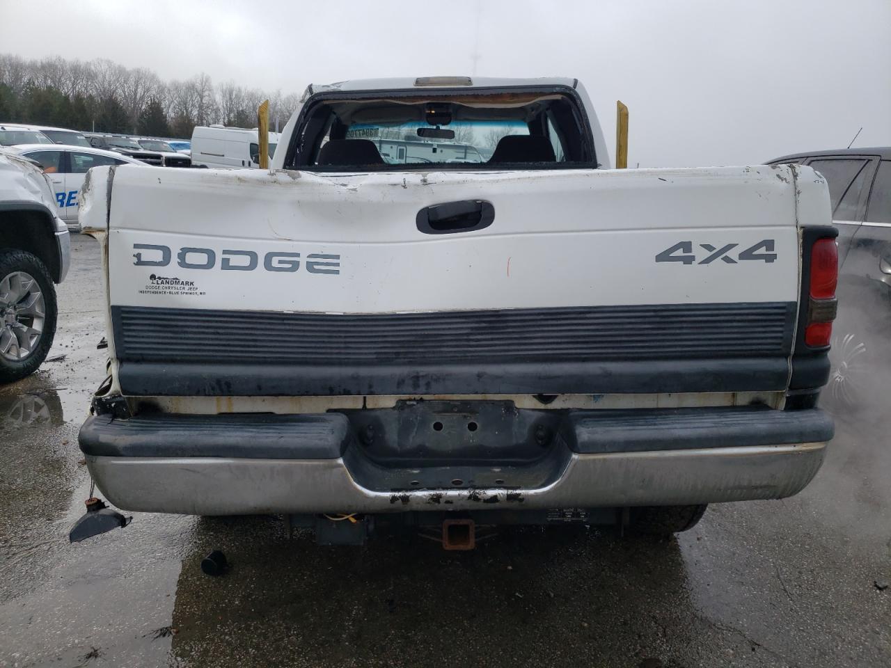 Photo 5 VIN: 3B7HF13Y91G783521 - DODGE RAM 