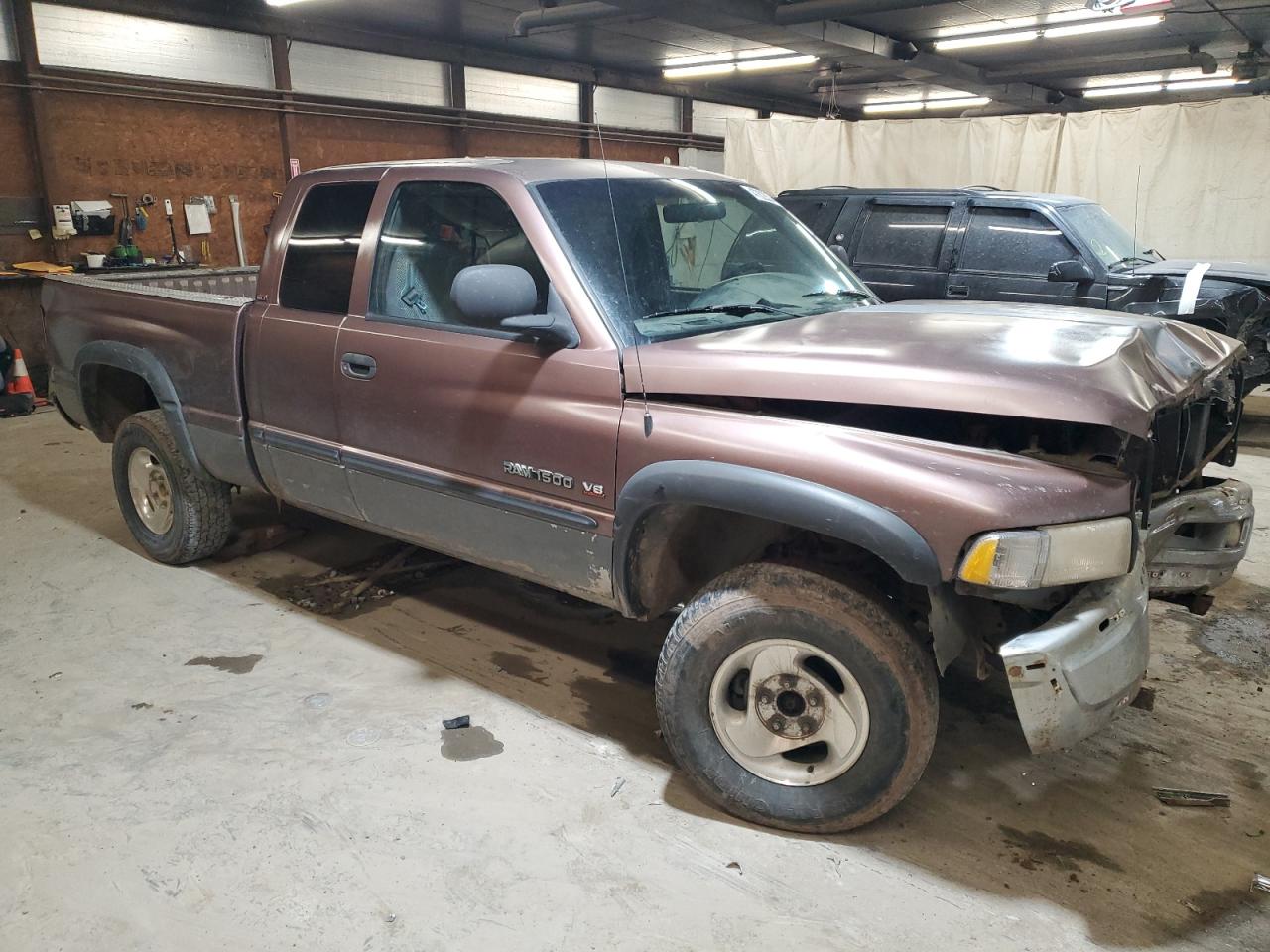 Photo 3 VIN: 3B7HF13Y91M294232 - DODGE RAM 