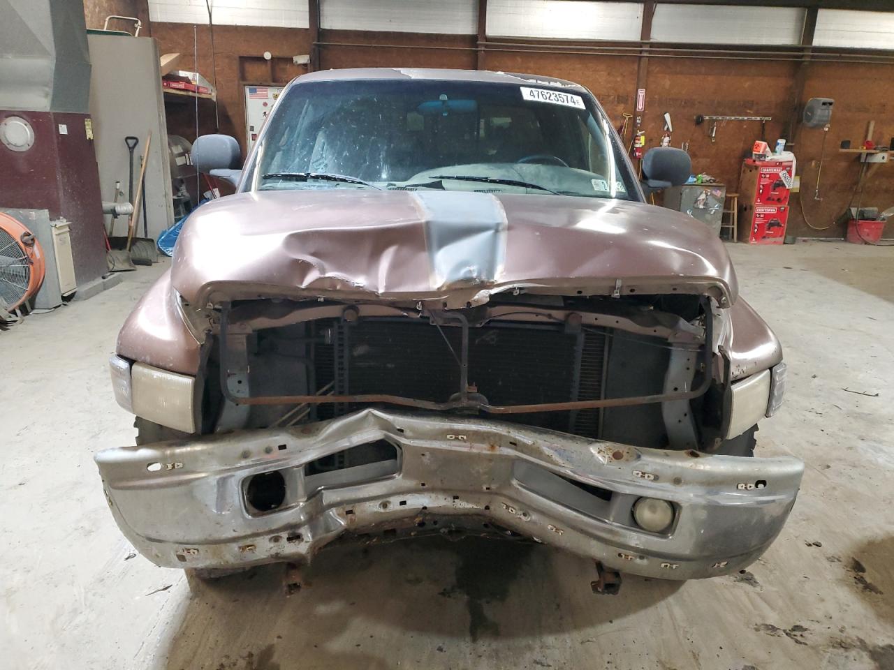 Photo 4 VIN: 3B7HF13Y91M294232 - DODGE RAM 