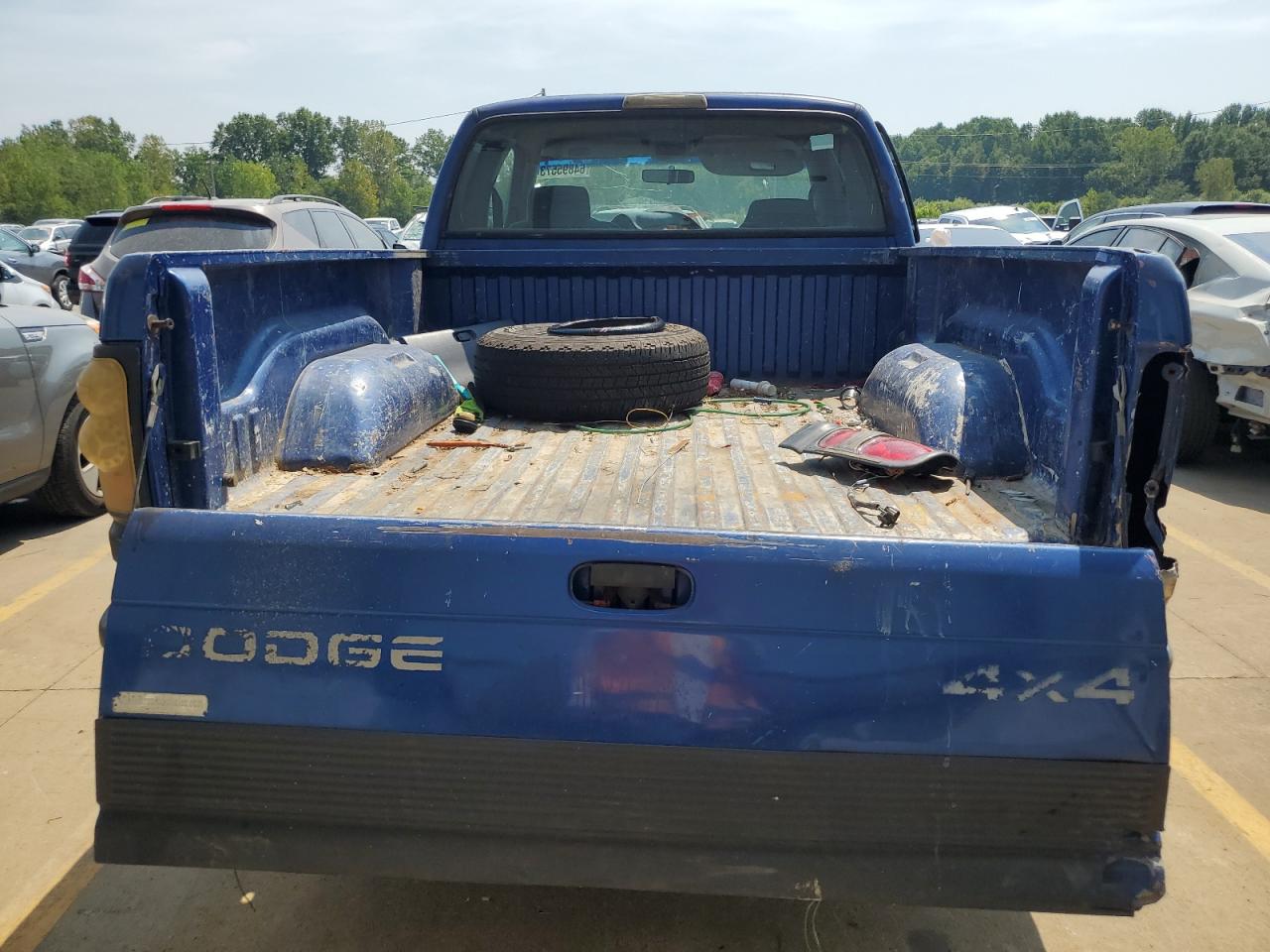 Photo 5 VIN: 3B7HF13YXVG739534 - DODGE RAM 