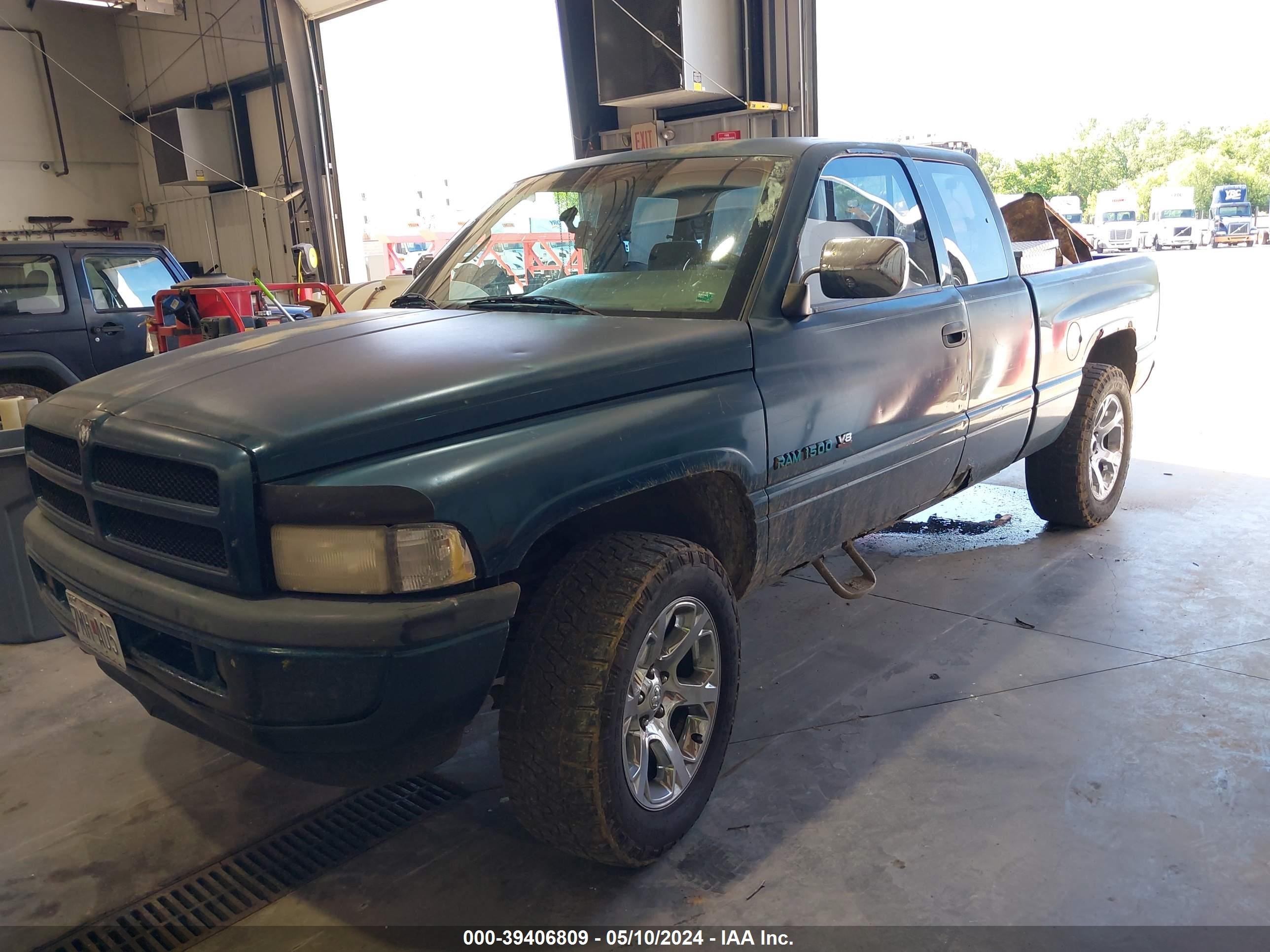 Photo 1 VIN: 3B7HF13Z0TG178346 - DODGE RAM 