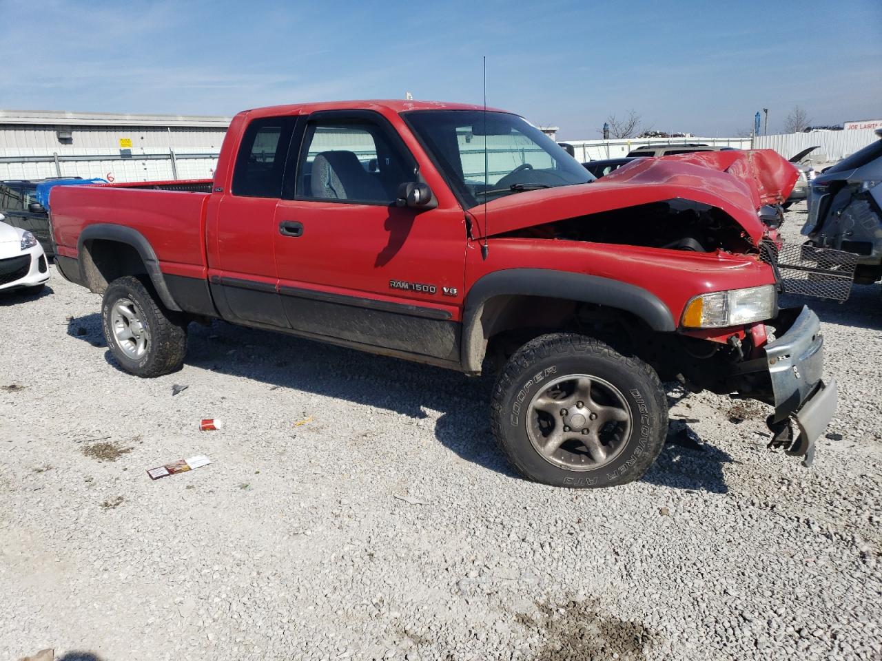 Photo 3 VIN: 3B7HF13Z11G199901 - DODGE RAM 