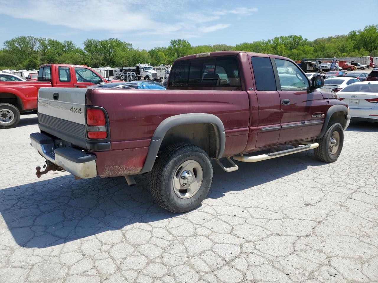 Photo 2 VIN: 3B7HF13Z21M581081 - DODGE RAM 