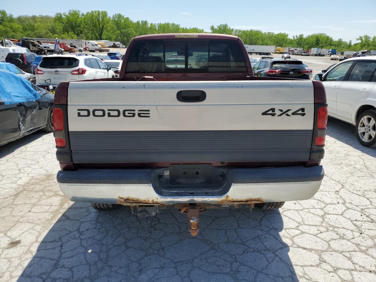 Photo 5 VIN: 3B7HF13Z21M581081 - DODGE RAM 