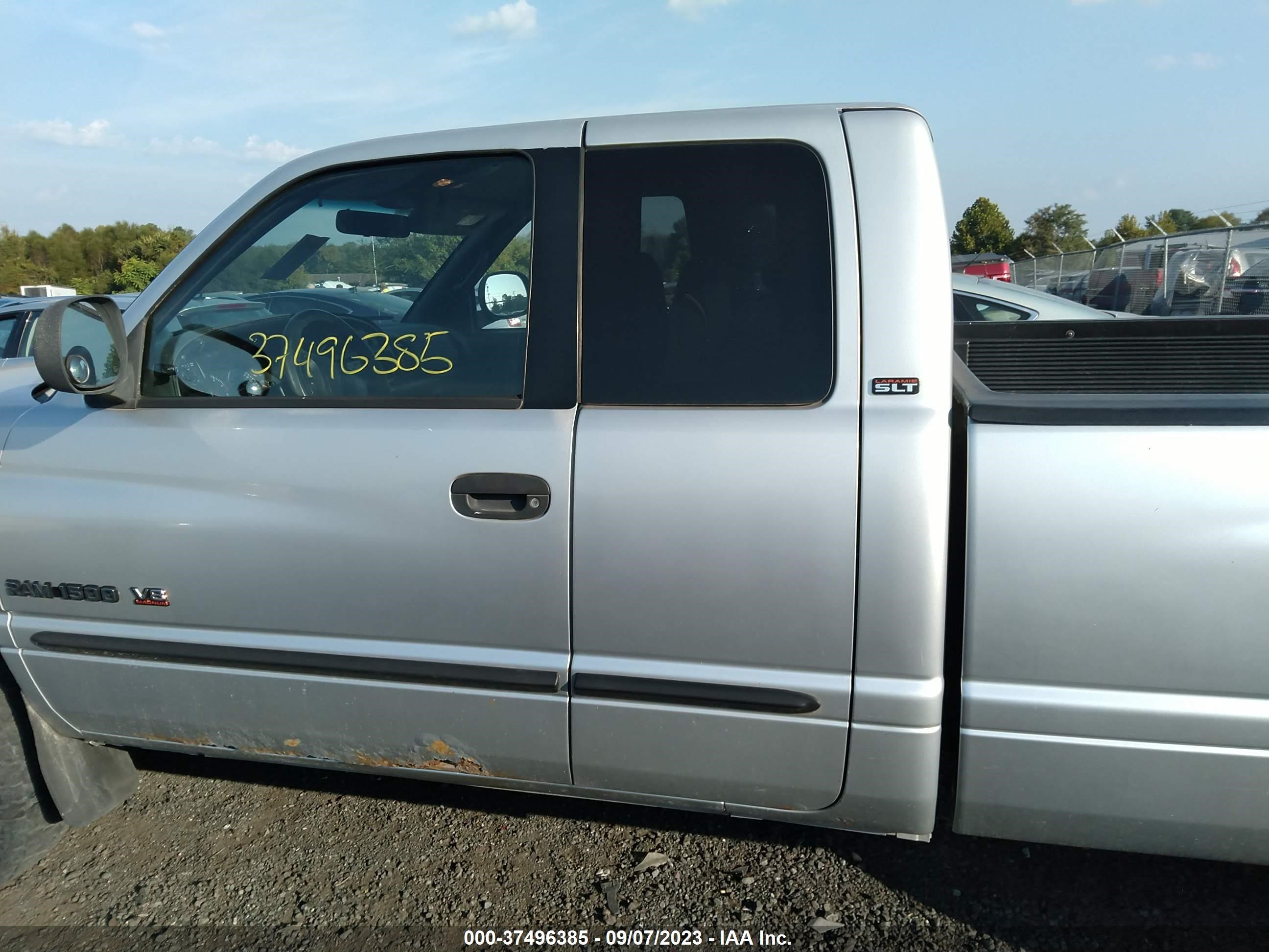 Photo 13 VIN: 3B7HF13Z31G776430 - DODGE RAM 