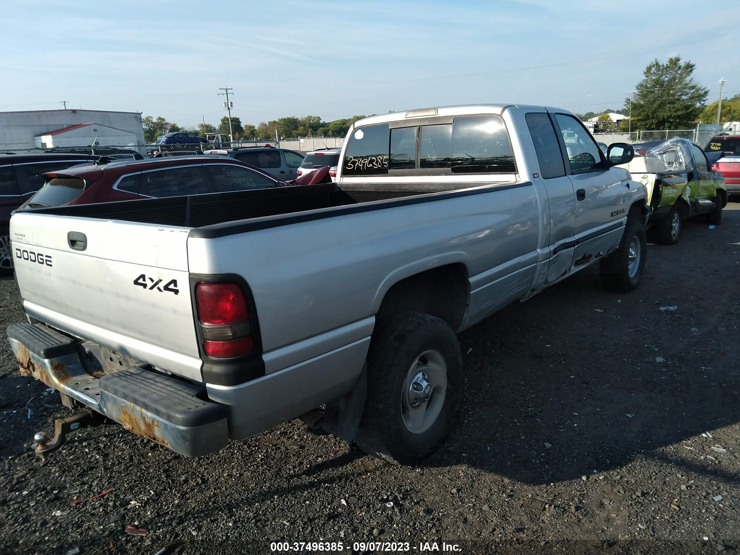 Photo 3 VIN: 3B7HF13Z31G776430 - DODGE RAM 