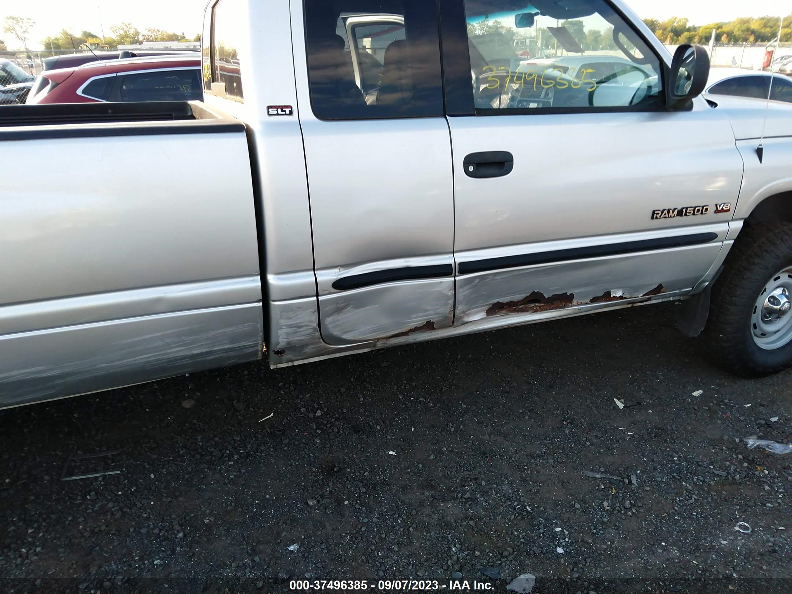 Photo 5 VIN: 3B7HF13Z31G776430 - DODGE RAM 