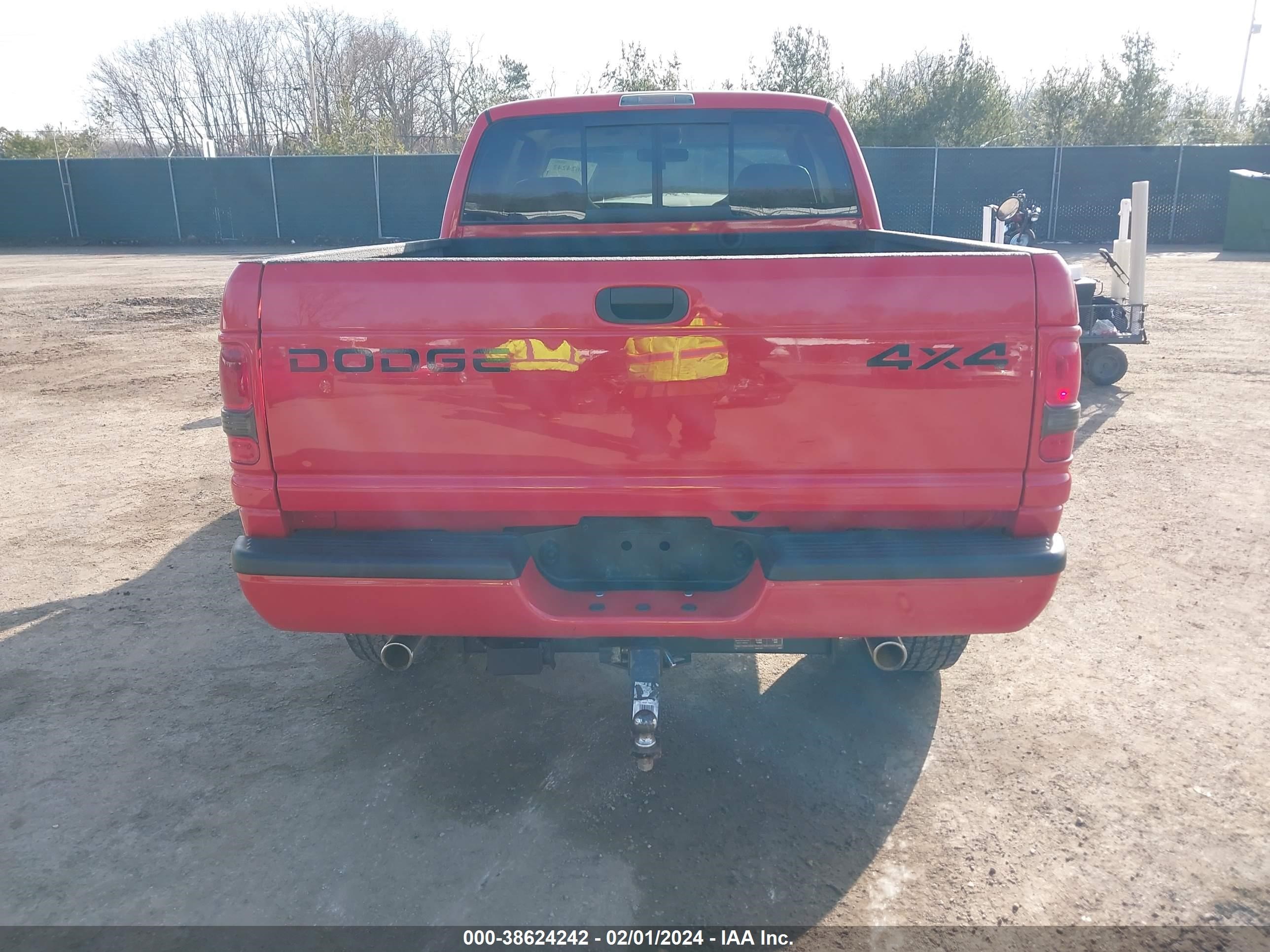 Photo 15 VIN: 3B7HF13Z6WG146621 - DODGE RAM 