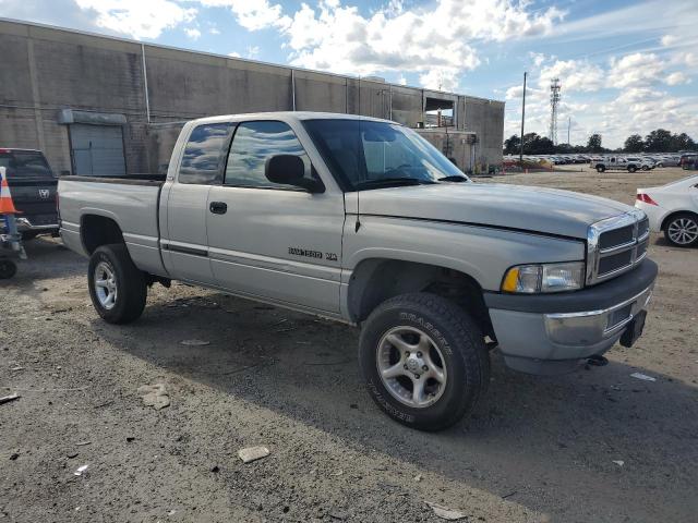 Photo 3 VIN: 3B7HF13Z71G214403 - DODGE RAM 1500 