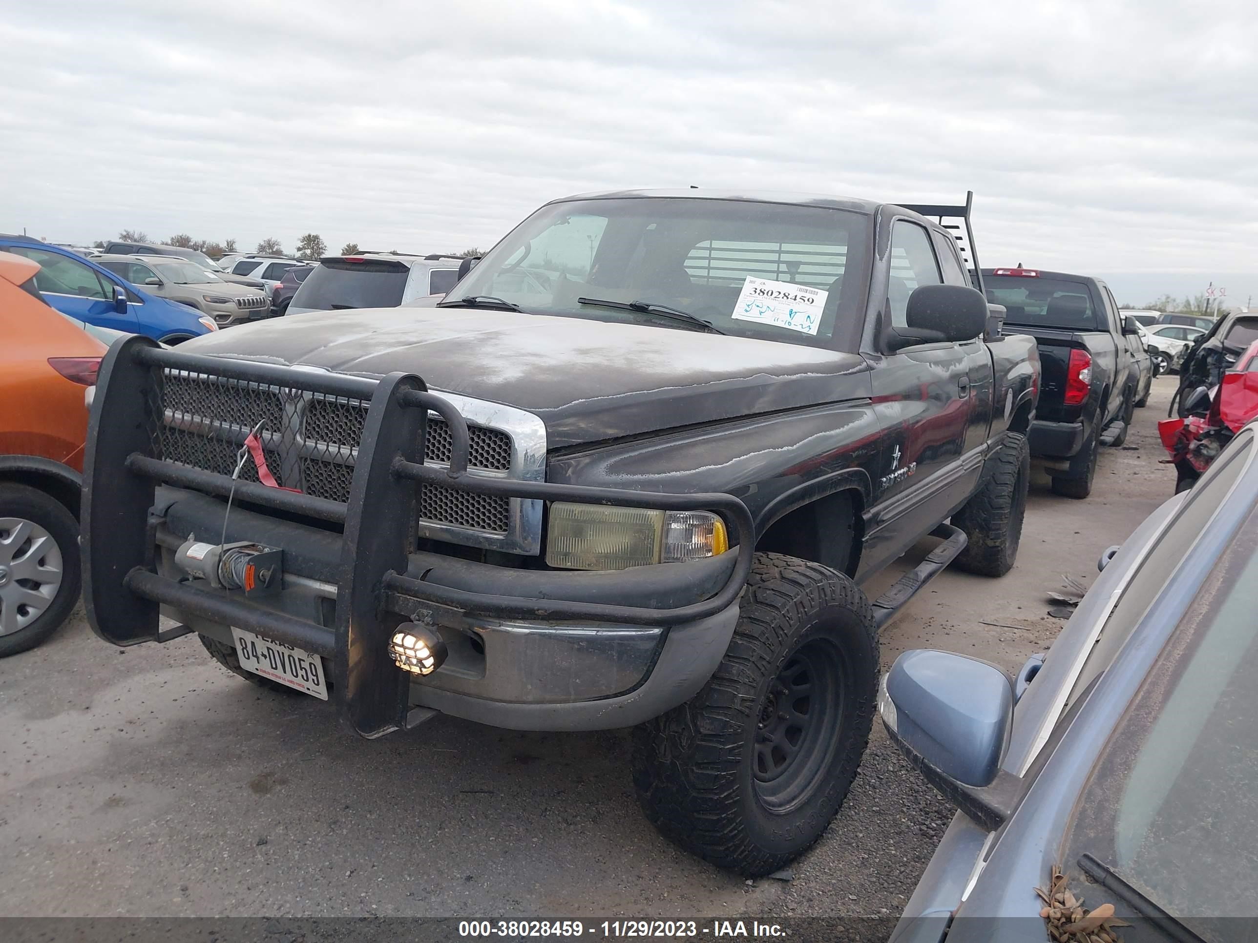 Photo 1 VIN: 3B7HF13ZX1G799817 - DODGE RAM 