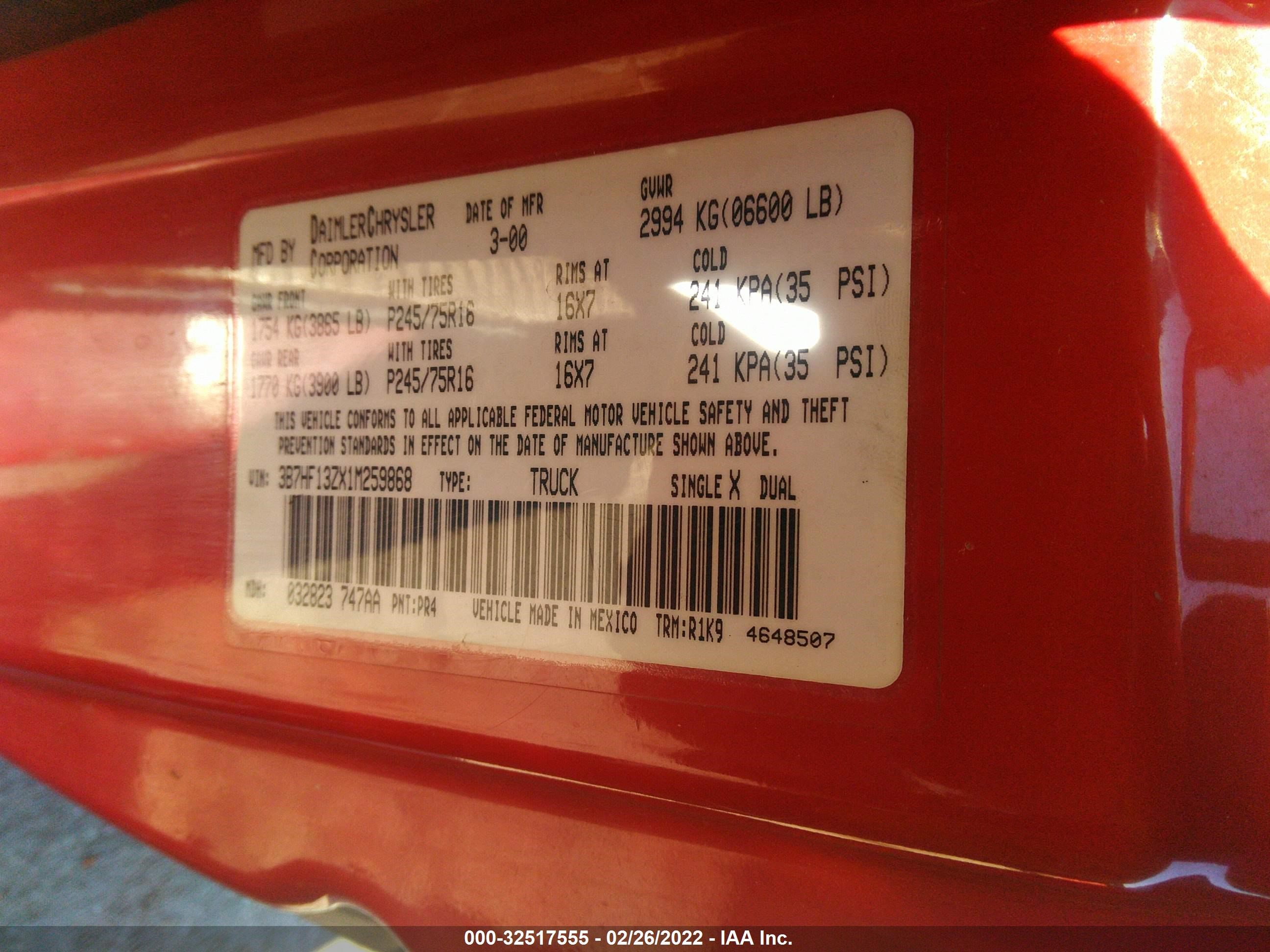 Photo 8 VIN: 3B7HF13ZX1M259868 - DODGE RAM 