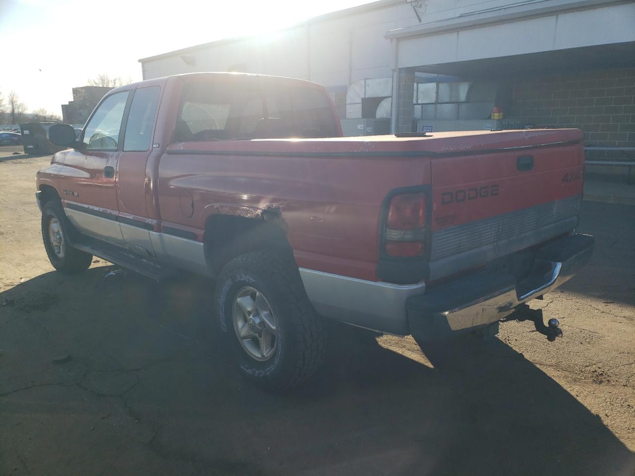 Photo 1 VIN: 3B7HF13ZXXG124462 - DODGE RAM 