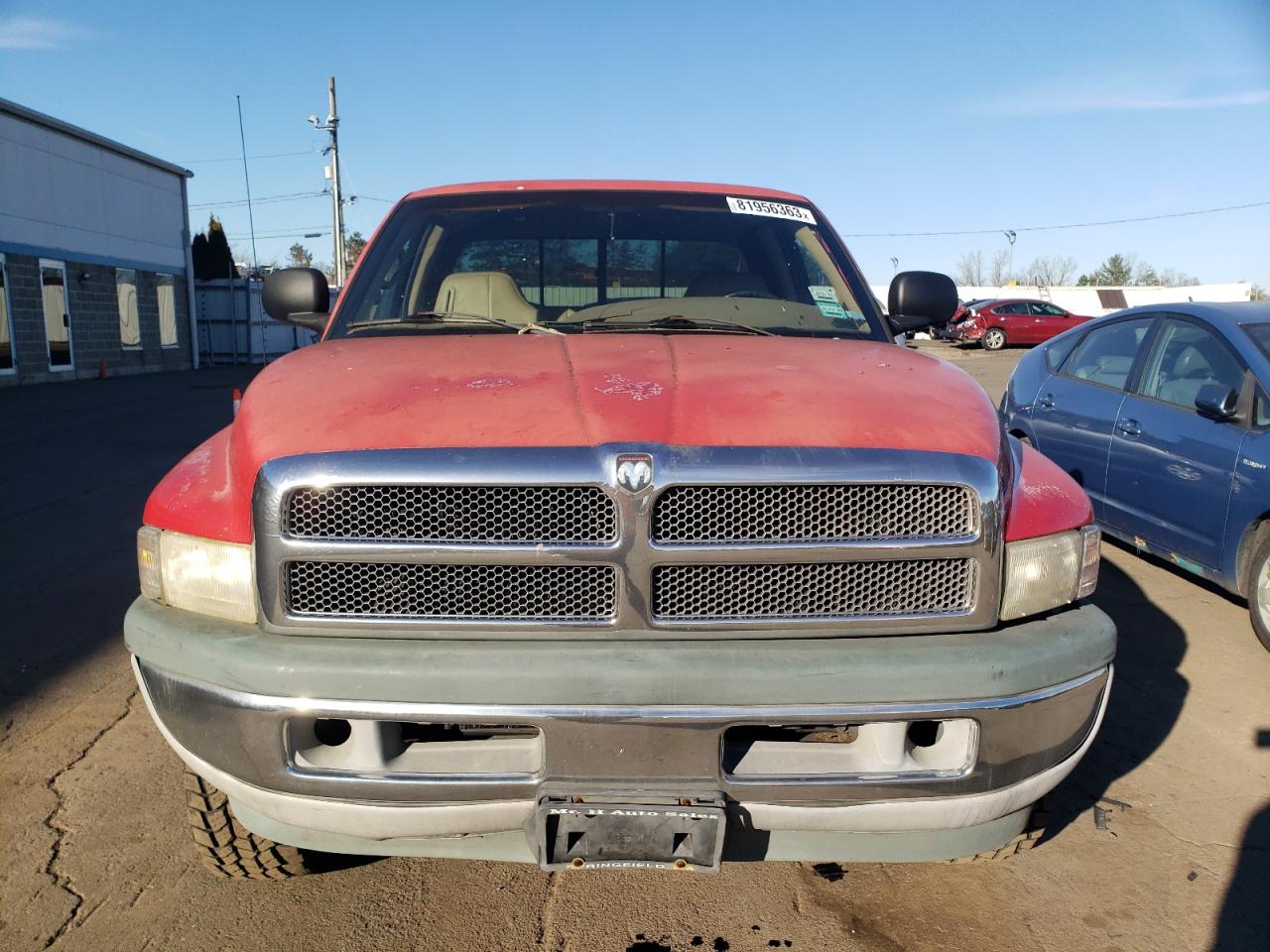 Photo 4 VIN: 3B7HF13ZXXG124462 - DODGE RAM 