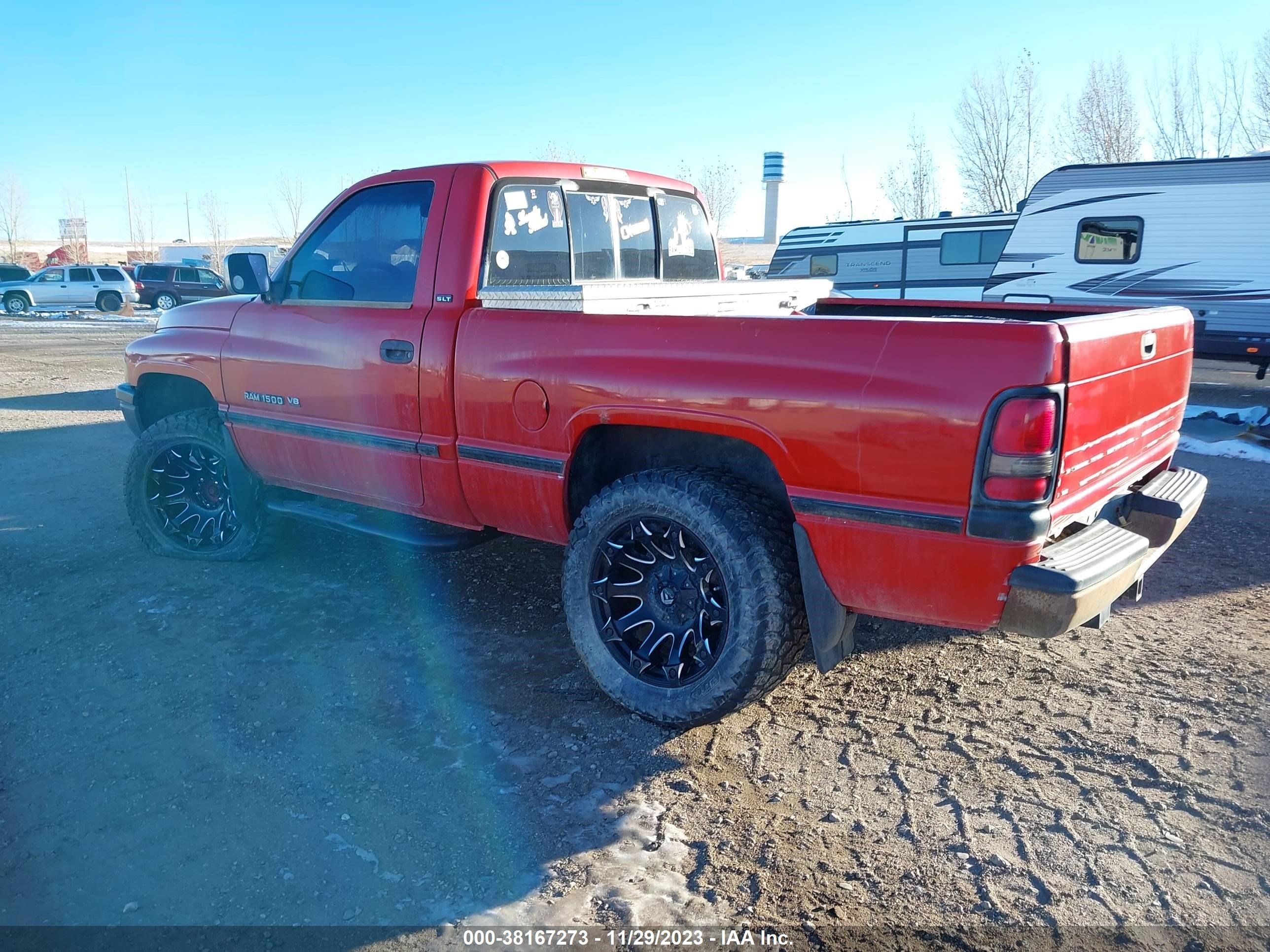 Photo 2 VIN: 3B7HF16Y3RM507912 - DODGE RAM 