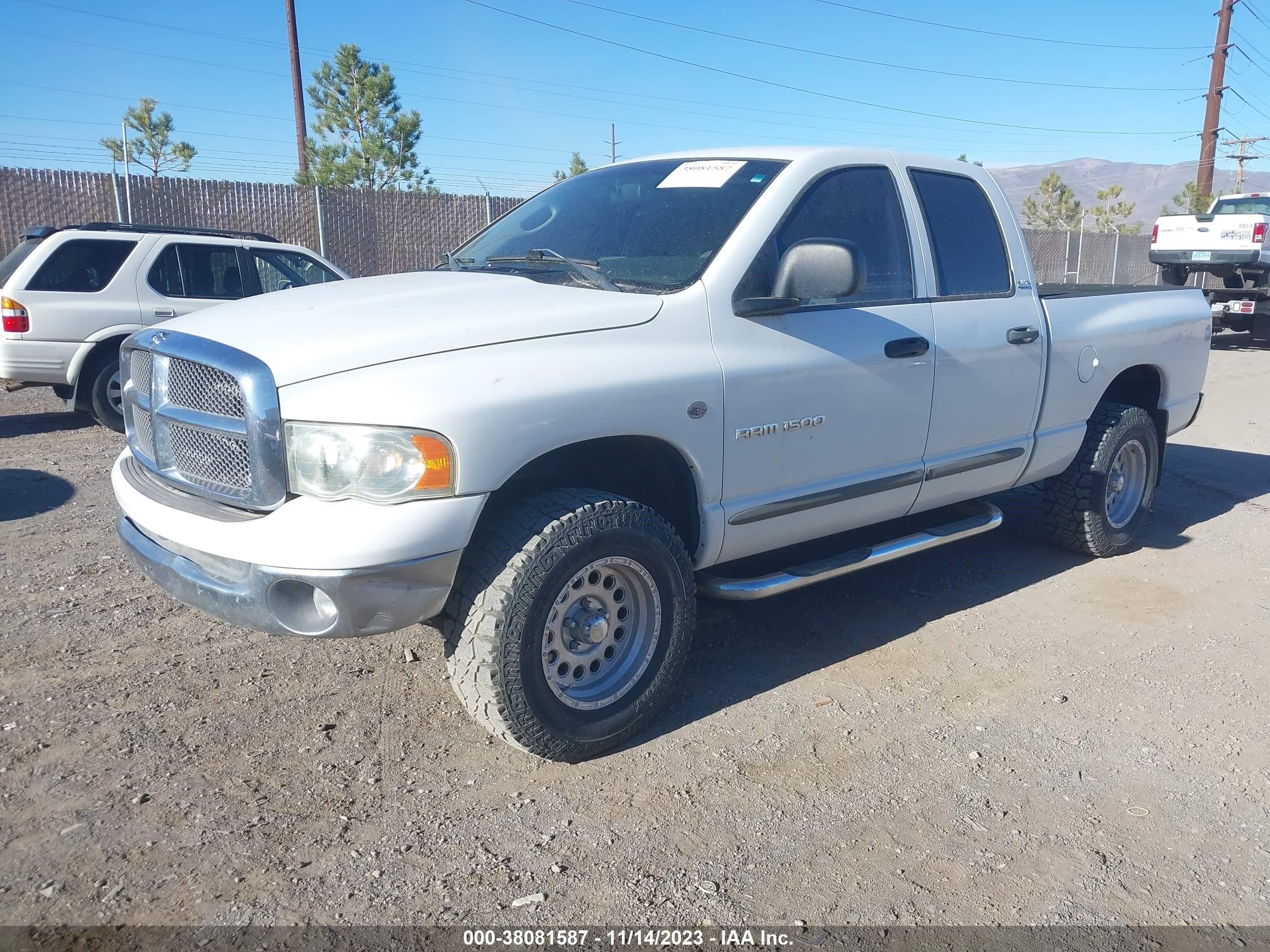 Photo 1 VIN: 3B7HU18N52G112031 - DODGE RAM 