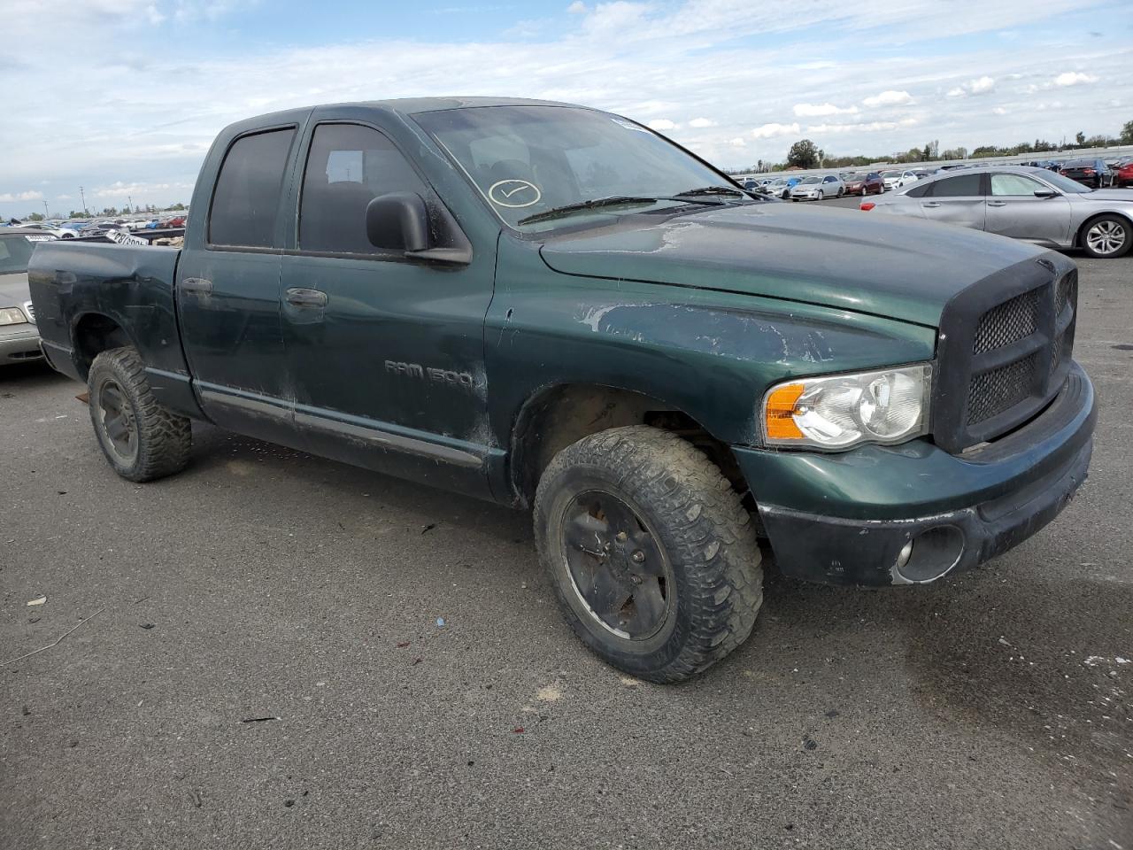 Photo 3 VIN: 3B7HU18N82G112122 - DODGE RAM 