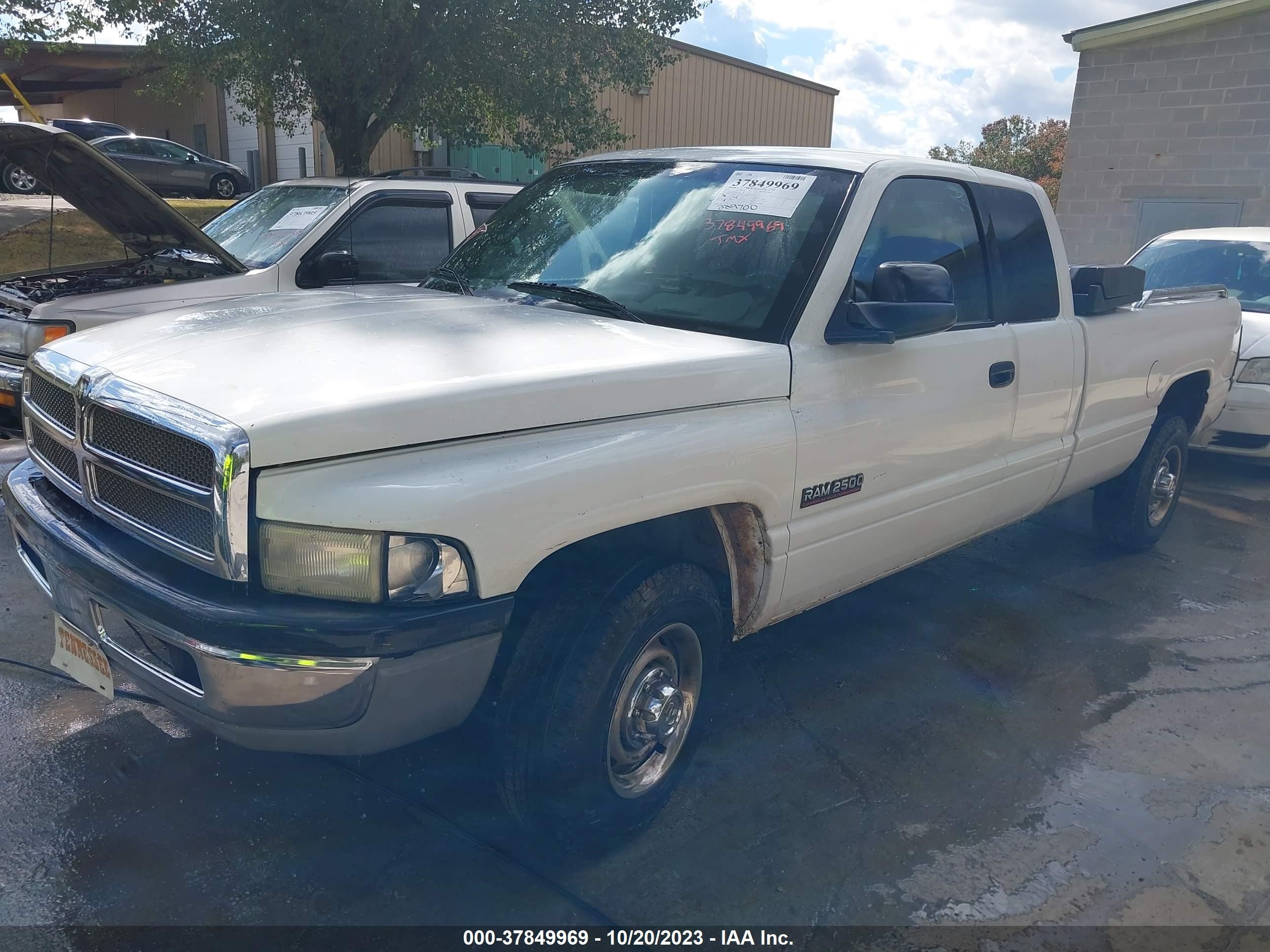 Photo 1 VIN: 3B7KC23631G741719 - DODGE RAM 