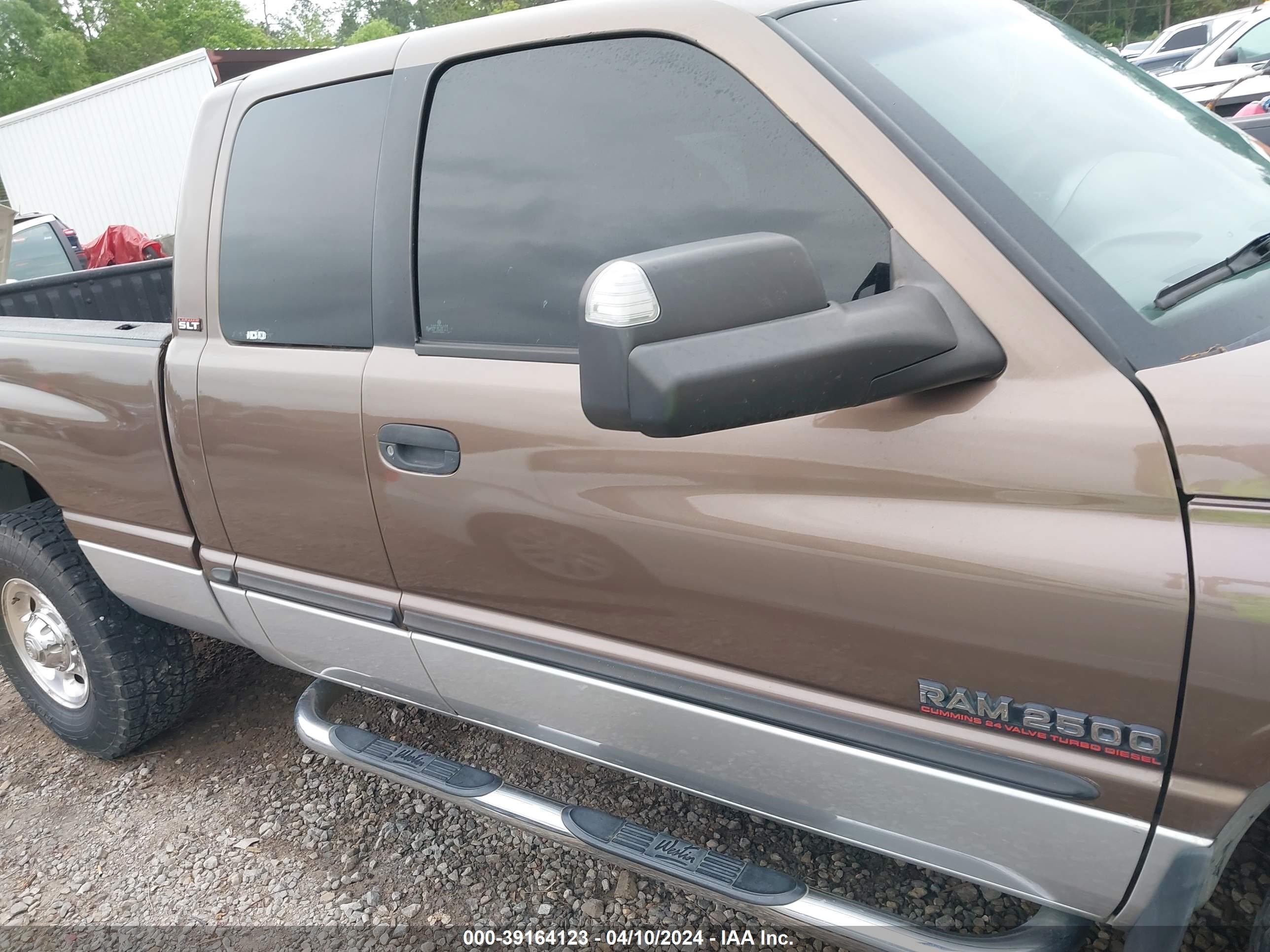 Photo 13 VIN: 3B7KC23681G237392 - DODGE RAM 