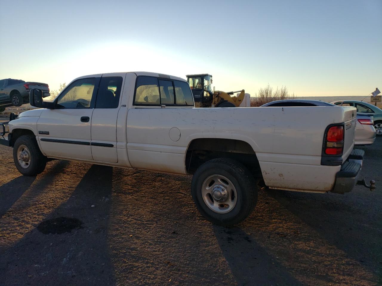 Photo 1 VIN: 3B7KC236X1G791811 - DODGE RAM 