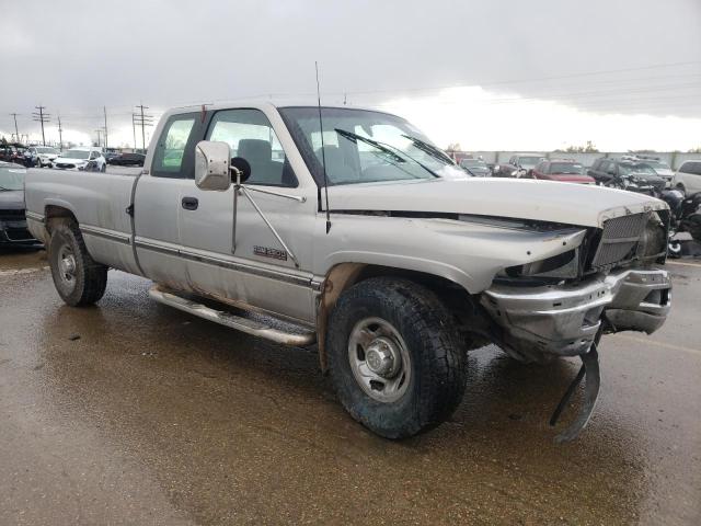 Photo 3 VIN: 3B7KC23C5TM107080 - DODGE RAM 2500 