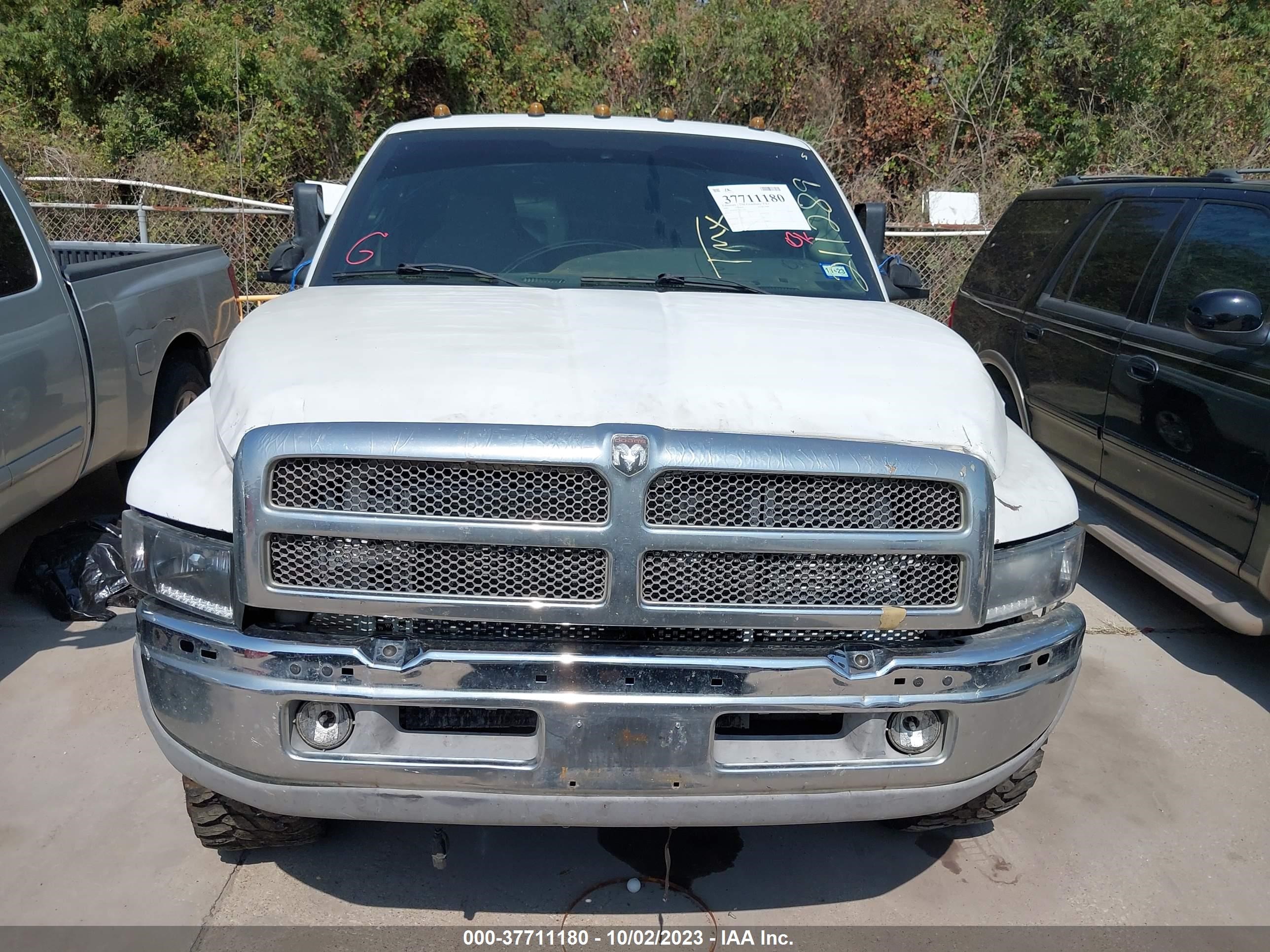 Photo 5 VIN: 3B7KC26682M211289 - DODGE RAM 