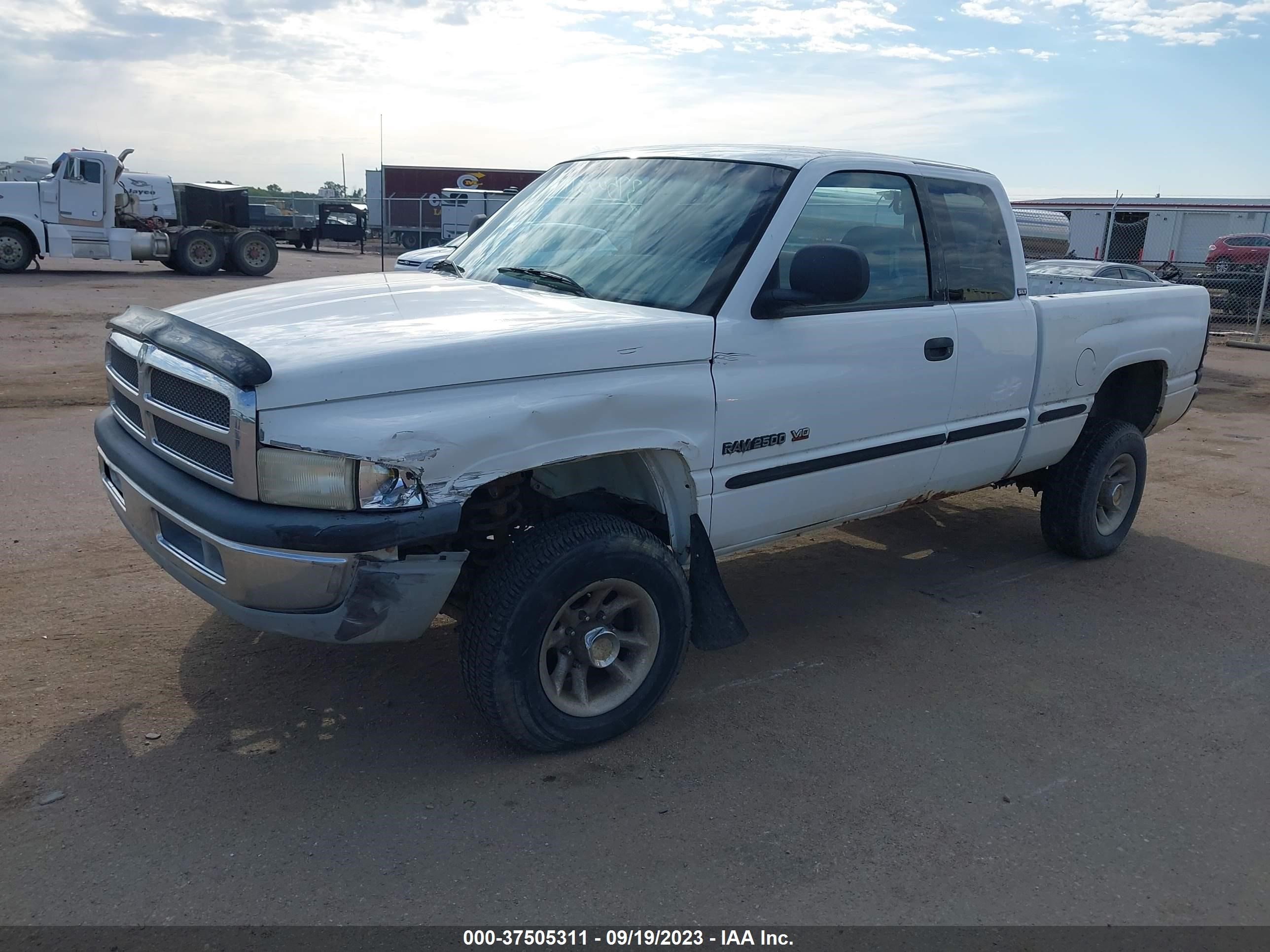 Photo 1 VIN: 3B7KF22W5WG130350 - DODGE RAM 