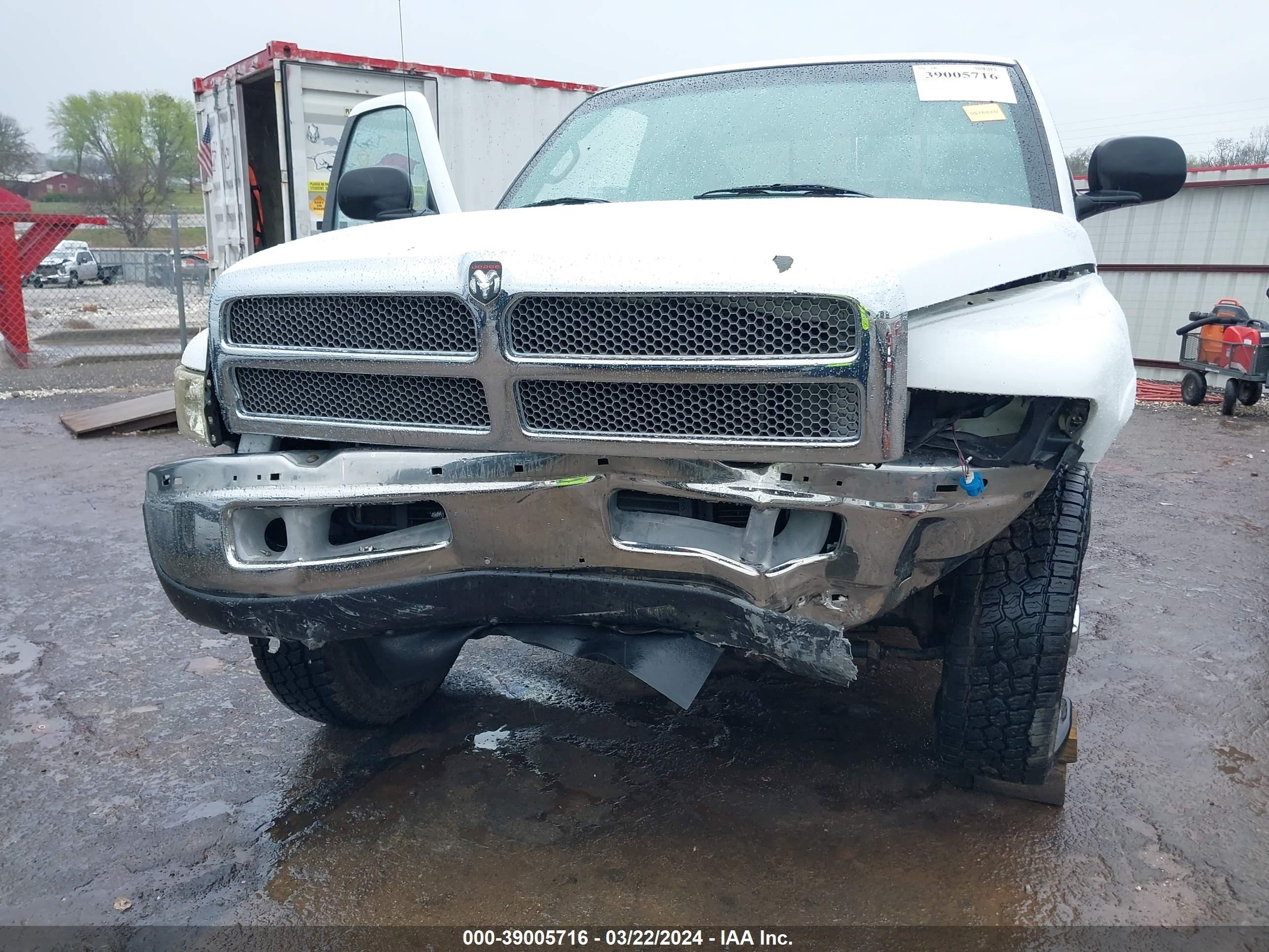 Photo 5 VIN: 3B7KF22Z7XG128353 - DODGE RAM 