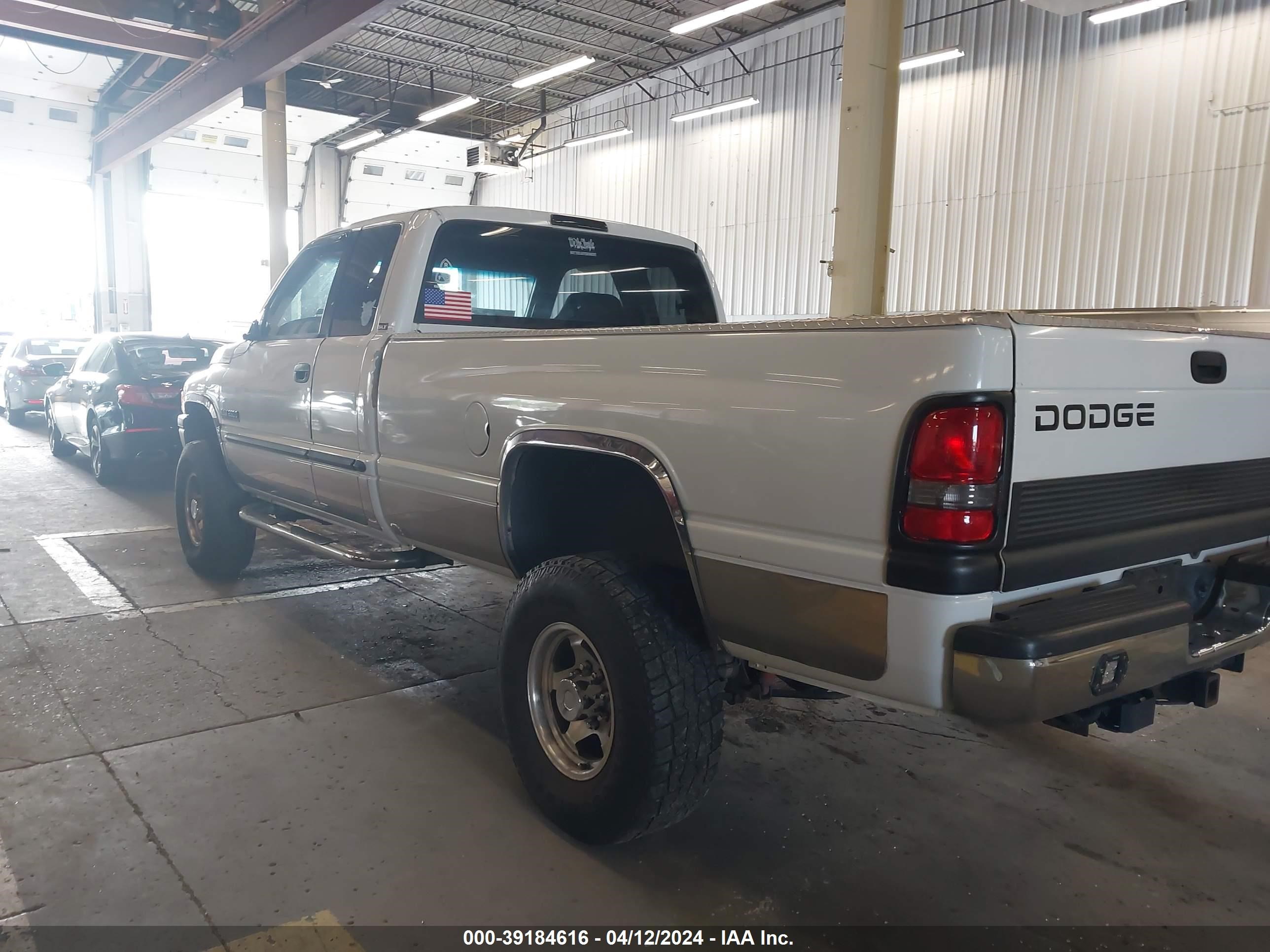 Photo 2 VIN: 3B7KF23621G166522 - DODGE RAM 