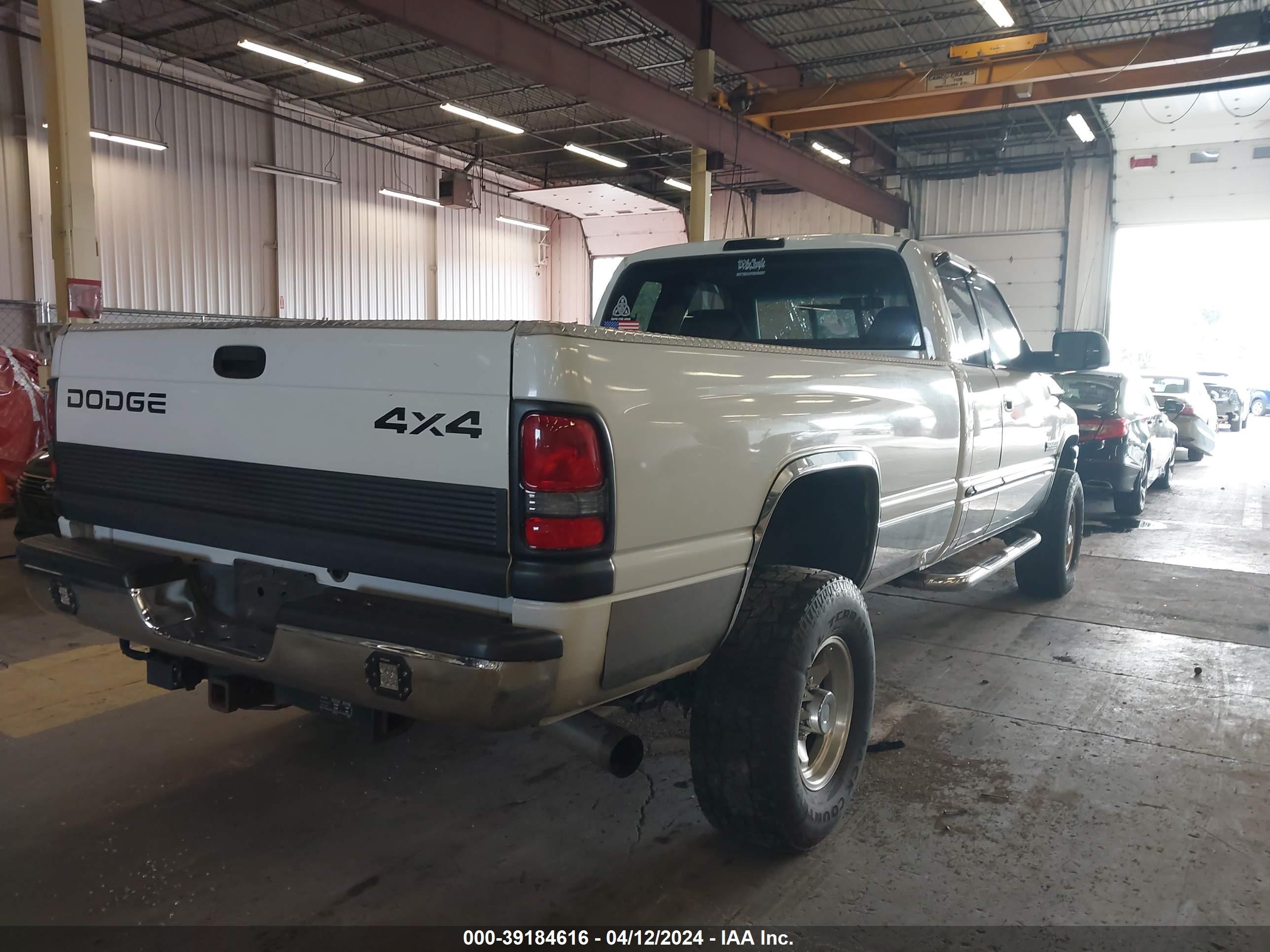 Photo 3 VIN: 3B7KF23621G166522 - DODGE RAM 