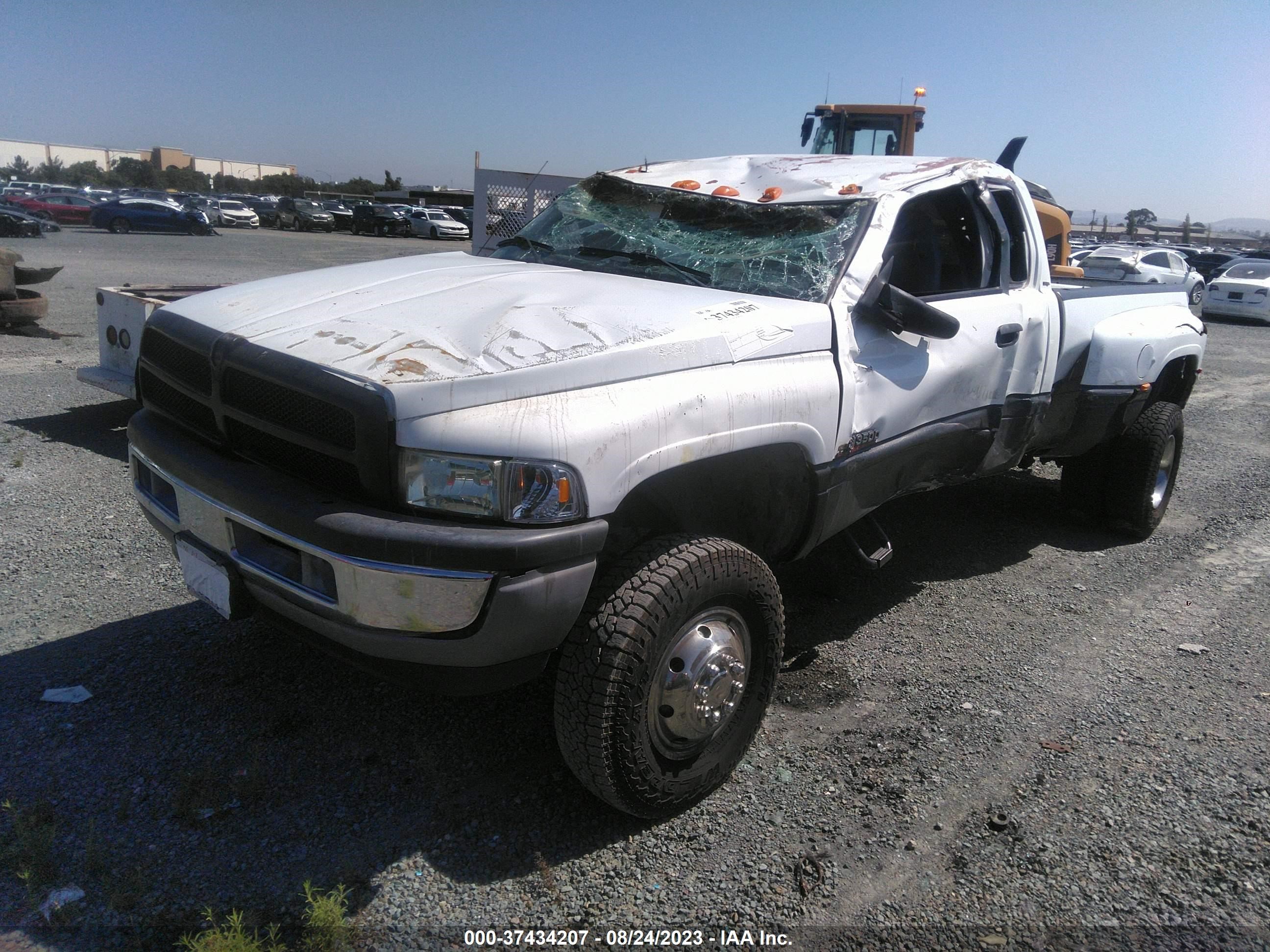 Photo 1 VIN: 3B7KF2363XG173987 - DODGE RAM 