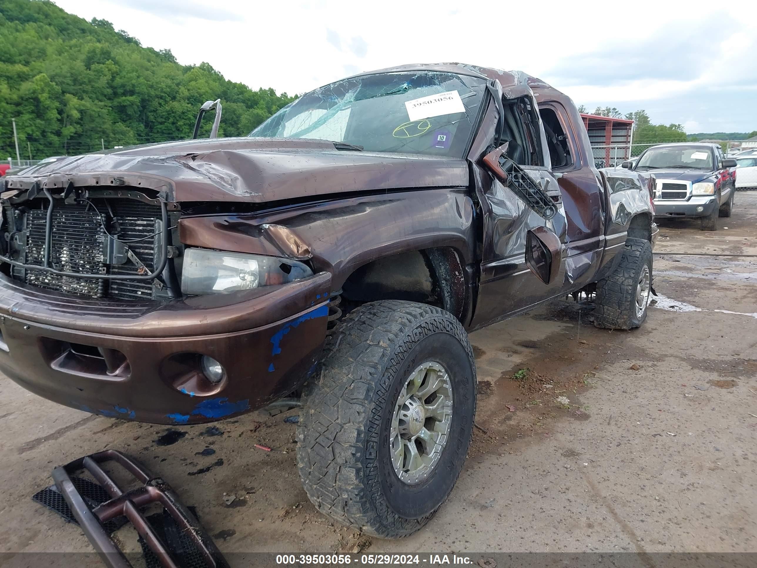 Photo 1 VIN: 3B7KF2364YG114027 - DODGE RAM 