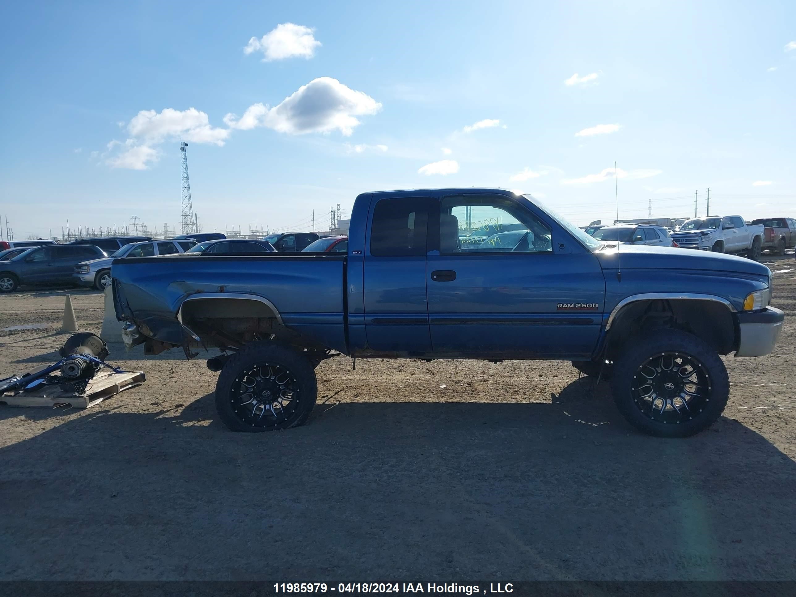 Photo 13 VIN: 3B7KF23652M291582 - DODGE RAM 