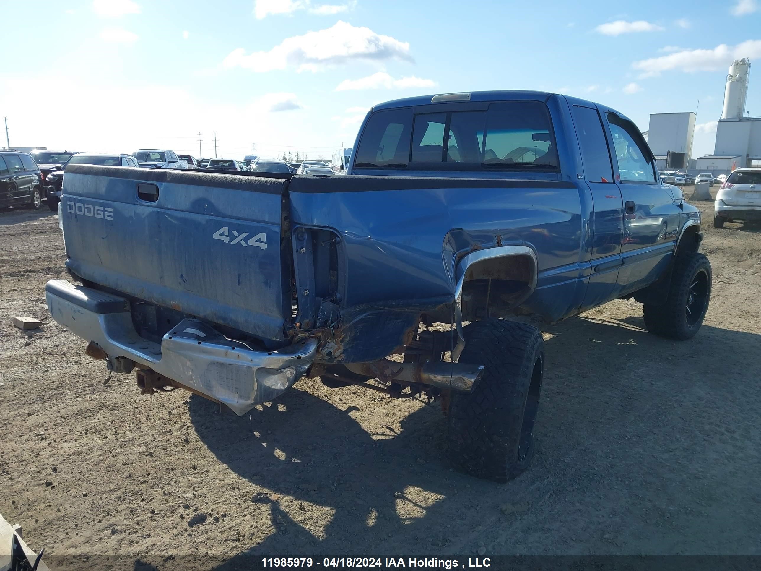 Photo 3 VIN: 3B7KF23652M291582 - DODGE RAM 