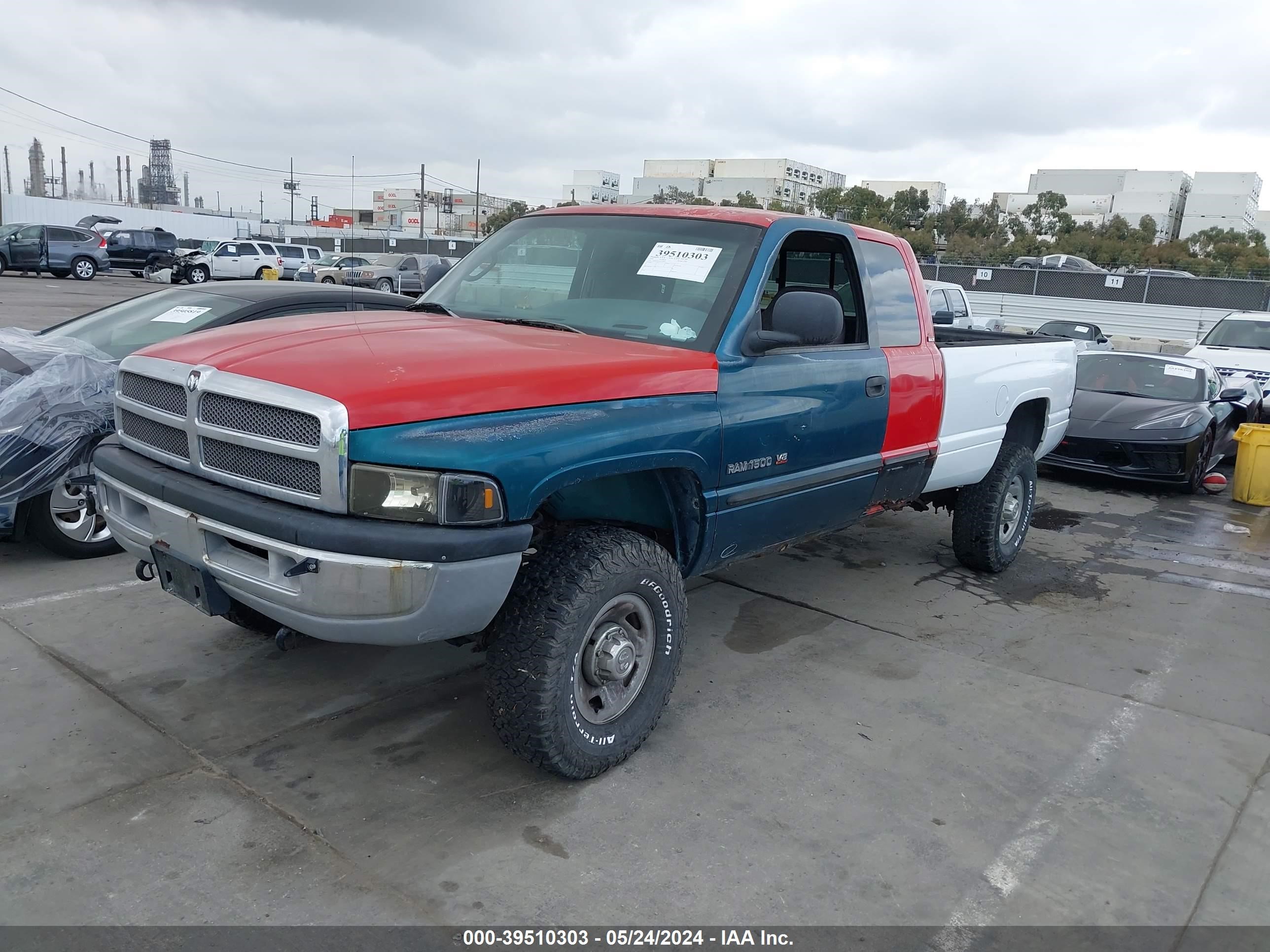 Photo 1 VIN: 3B7KF2367XG176505 - DODGE RAM 