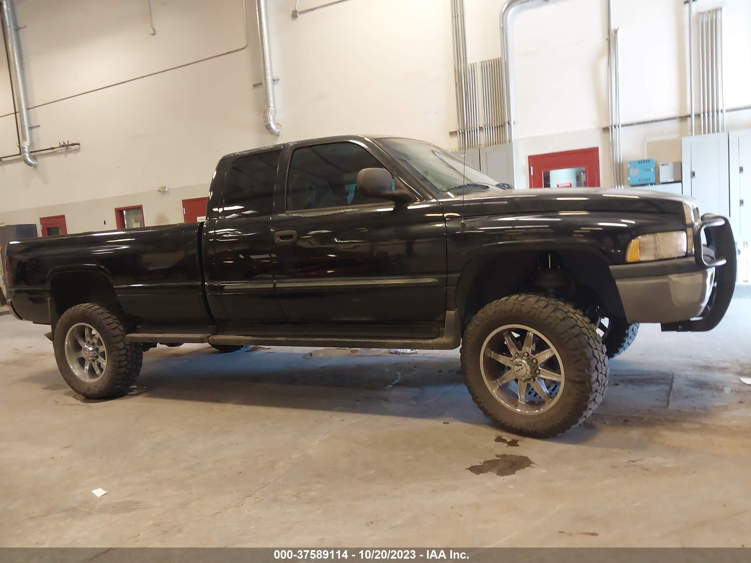 Photo 12 VIN: 3B7KF23731G732423 - DODGE RAM 