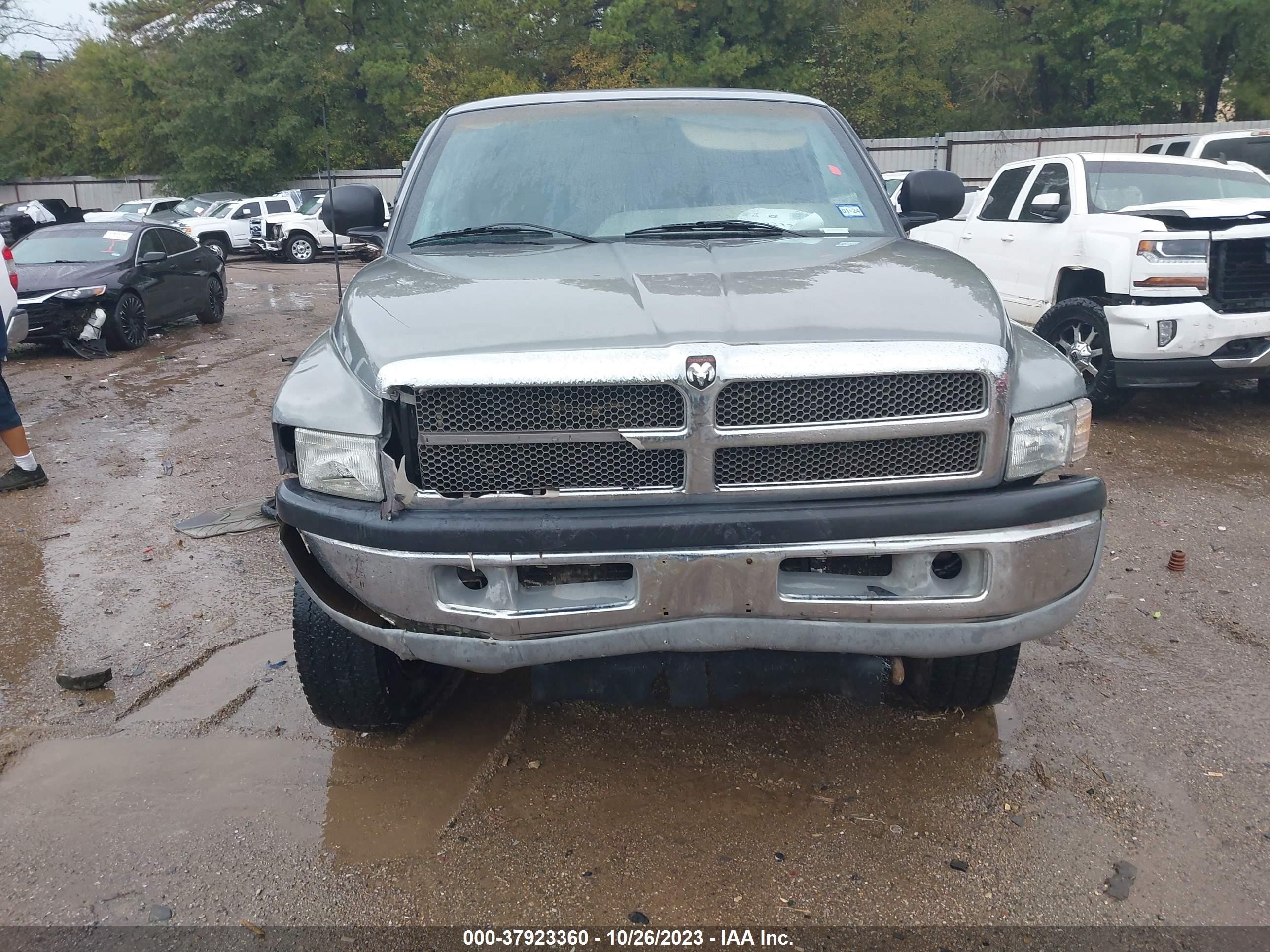 Photo 10 VIN: 3B7KF23C1SM163359 - DODGE RAM 