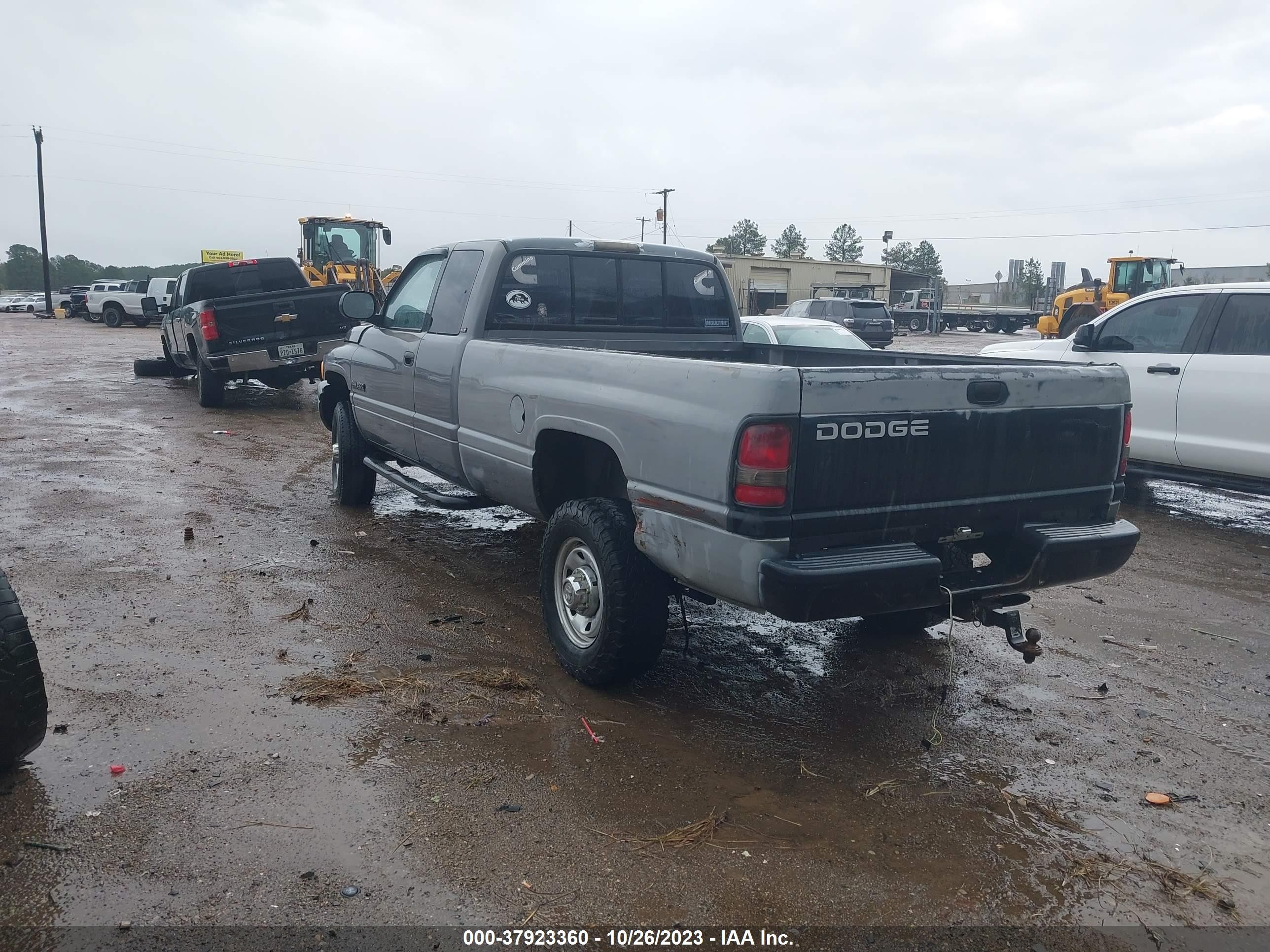 Photo 2 VIN: 3B7KF23C1SM163359 - DODGE RAM 