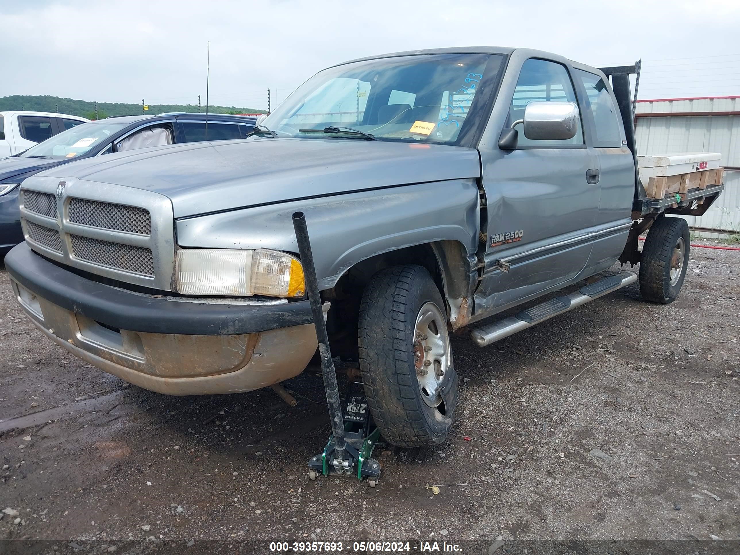 Photo 5 VIN: 3B7KF23C6SM127487 - DODGE RAM 