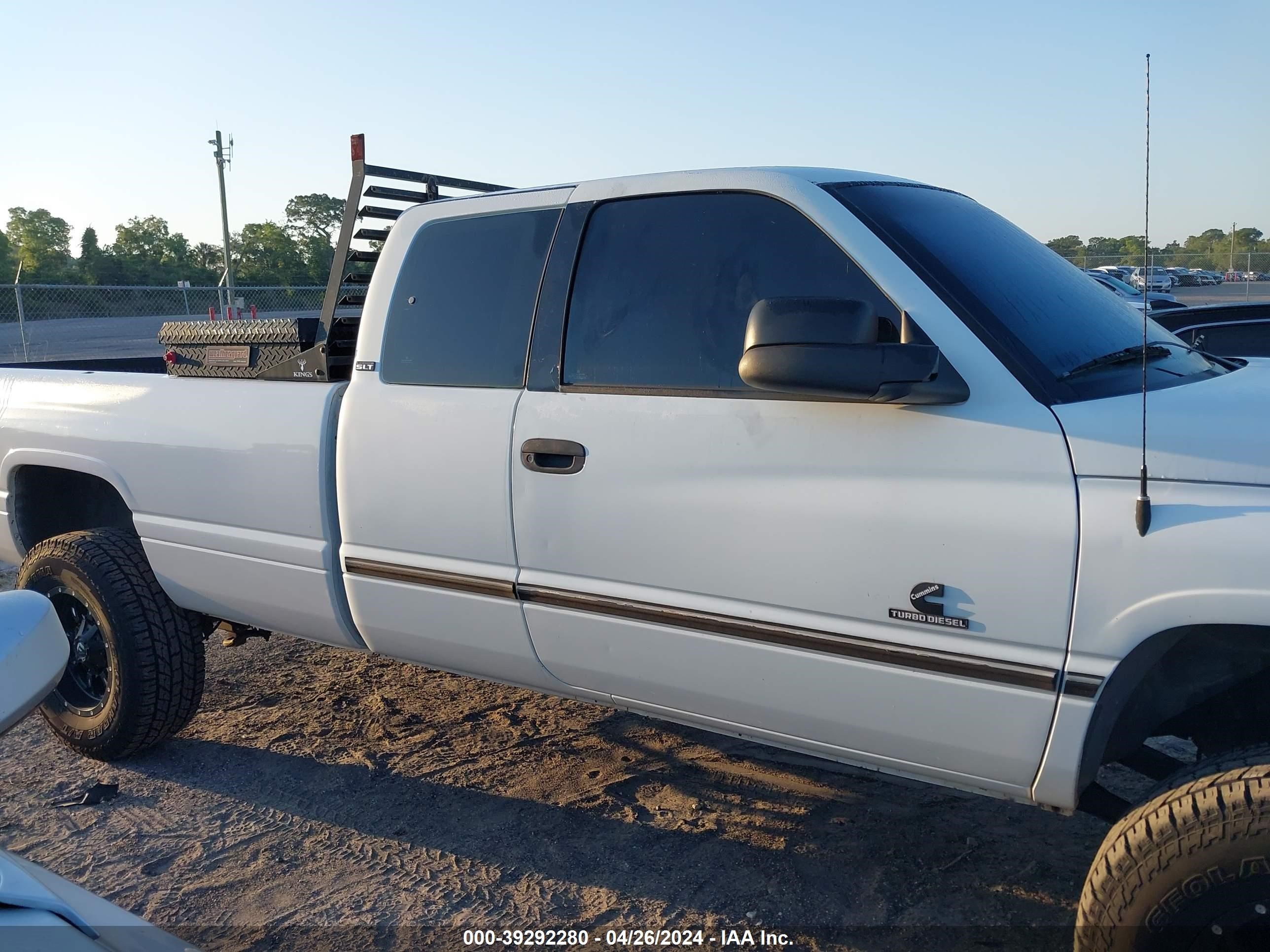 Photo 12 VIN: 3B7KF23C8TM108540 - DODGE RAM 