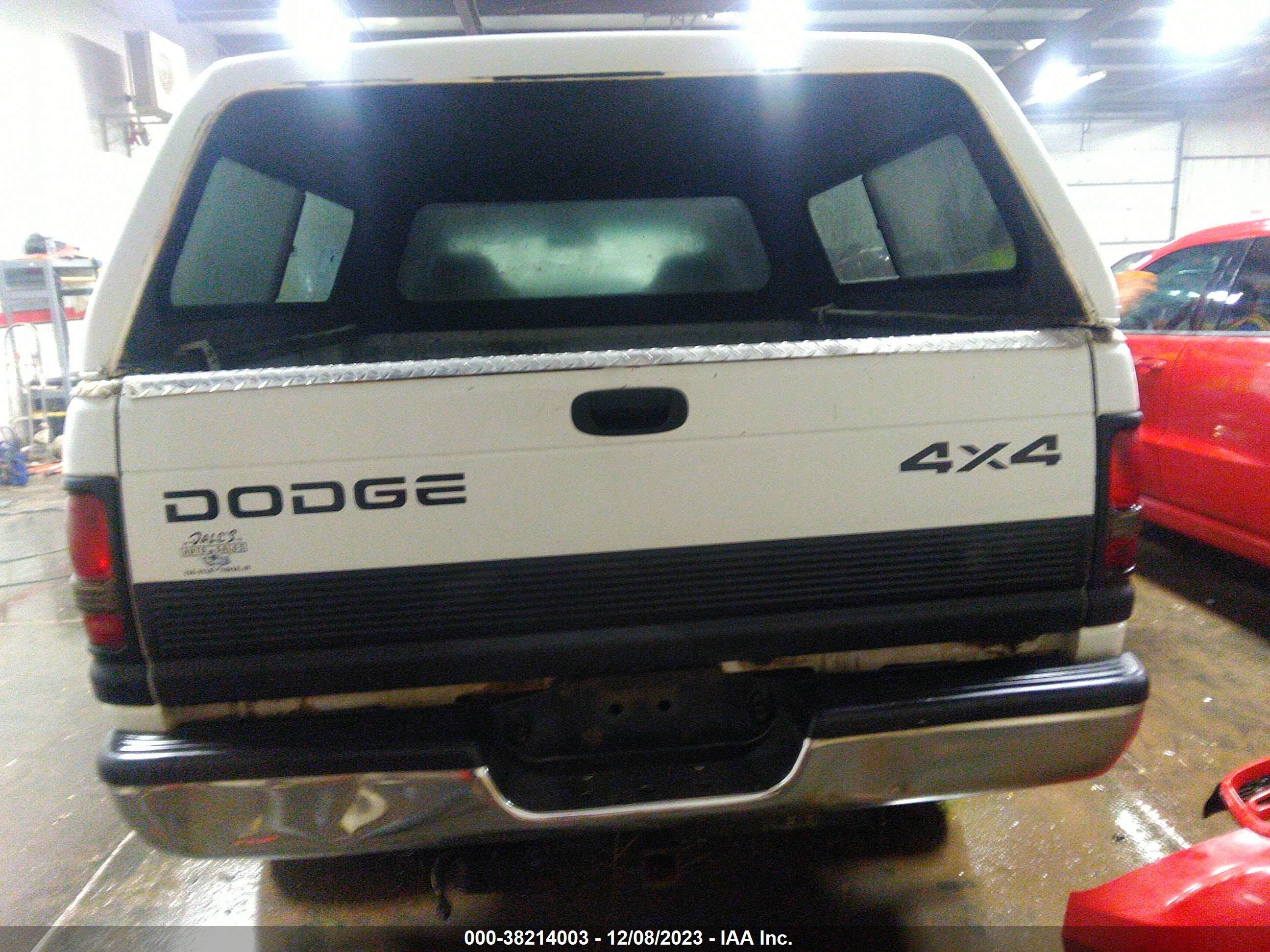 Photo 5 VIN: 3B7KF23Z81G171881 - DODGE RAM 