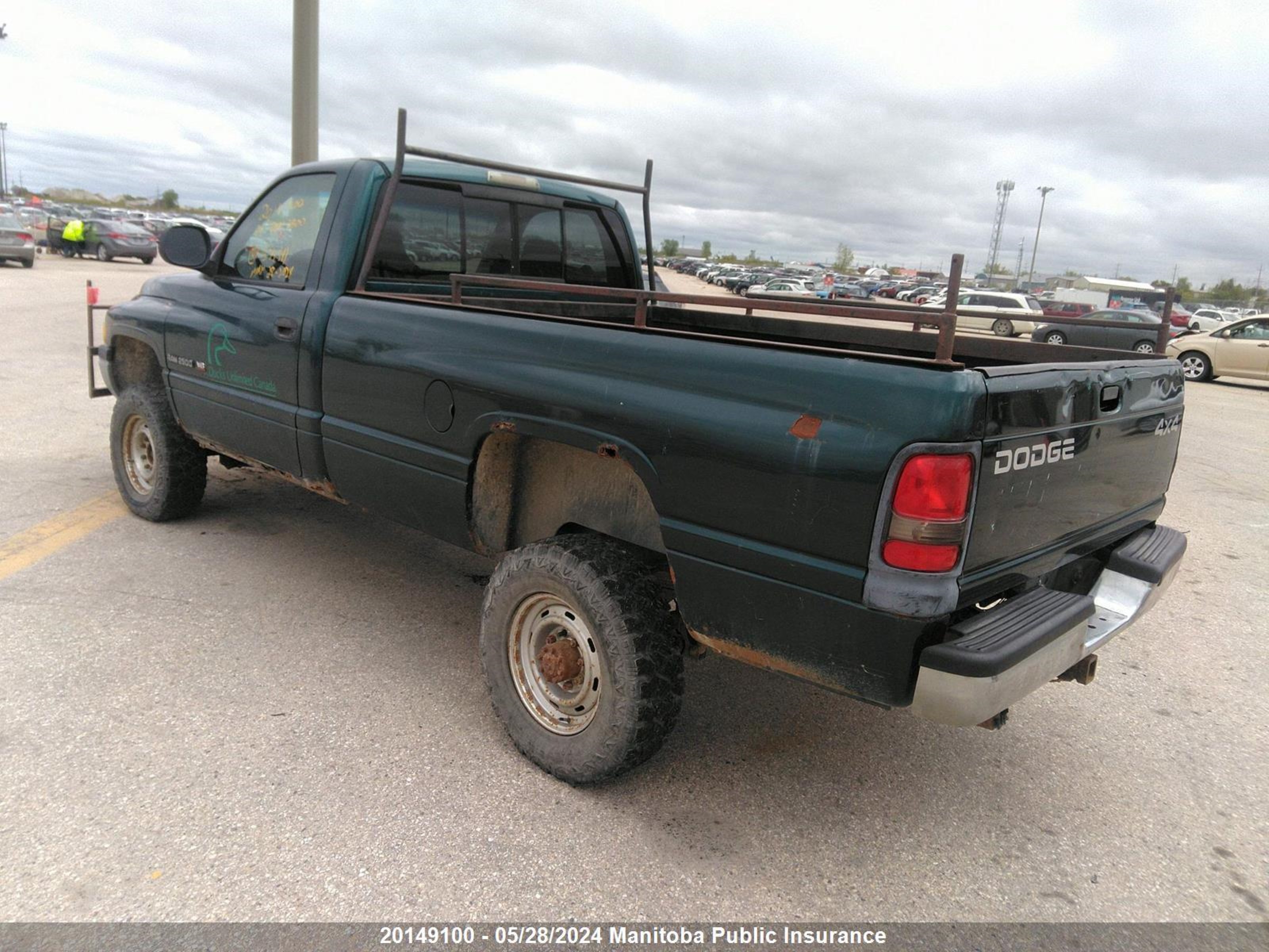 Photo 2 VIN: 3B7KF26Z0XM574341 - DODGE RAM 