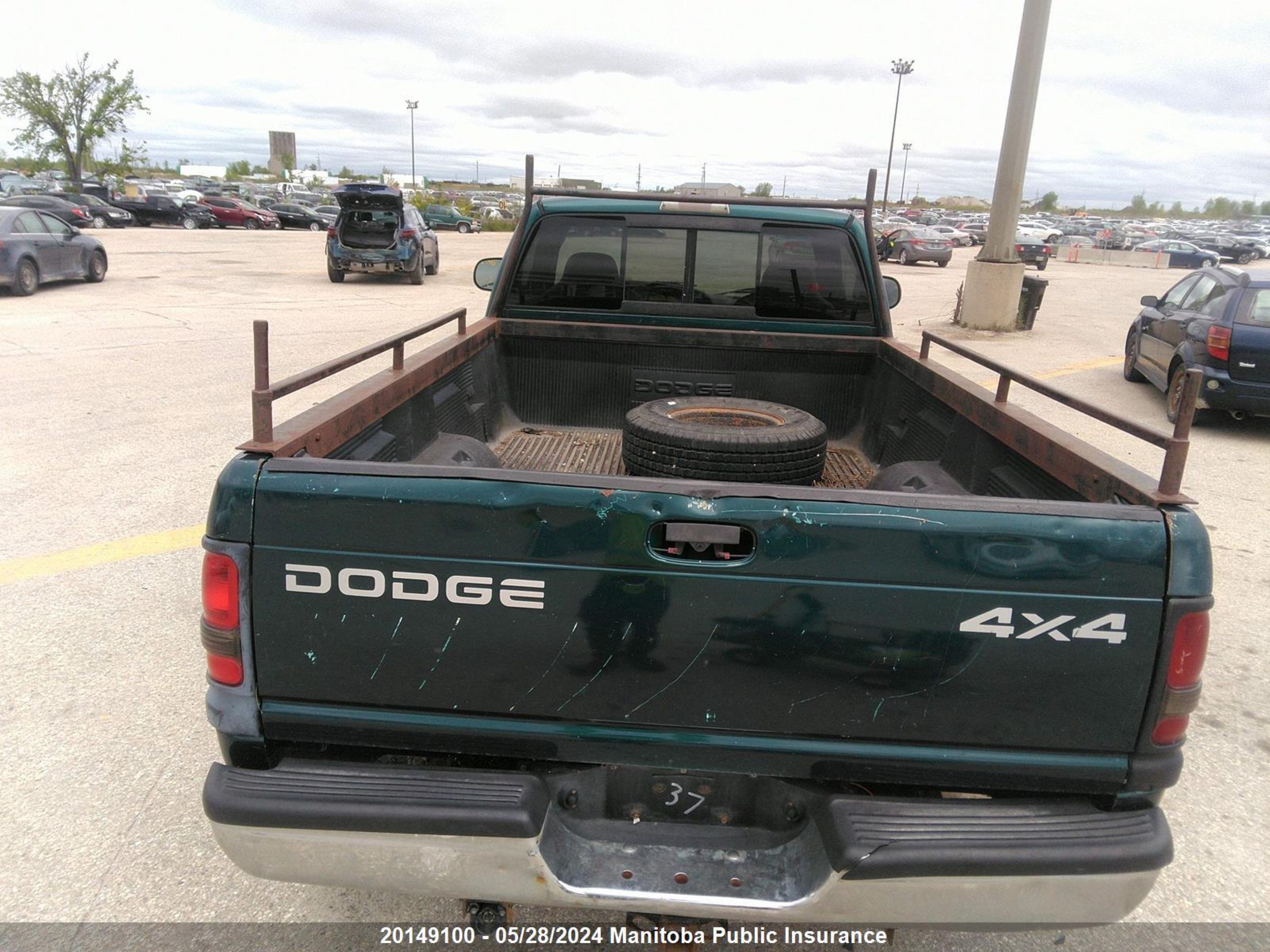 Photo 7 VIN: 3B7KF26Z0XM574341 - DODGE RAM 