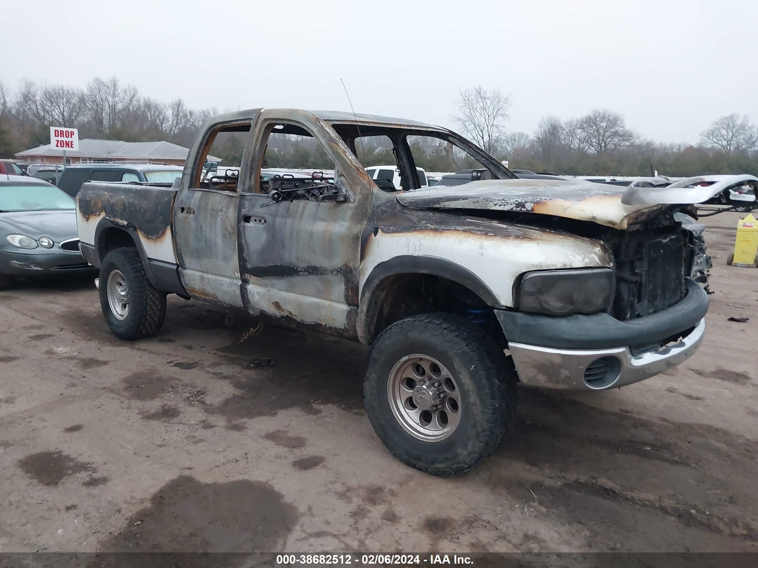 Photo 0 VIN: 3B7KU28C446105963 - DODGE RAM 