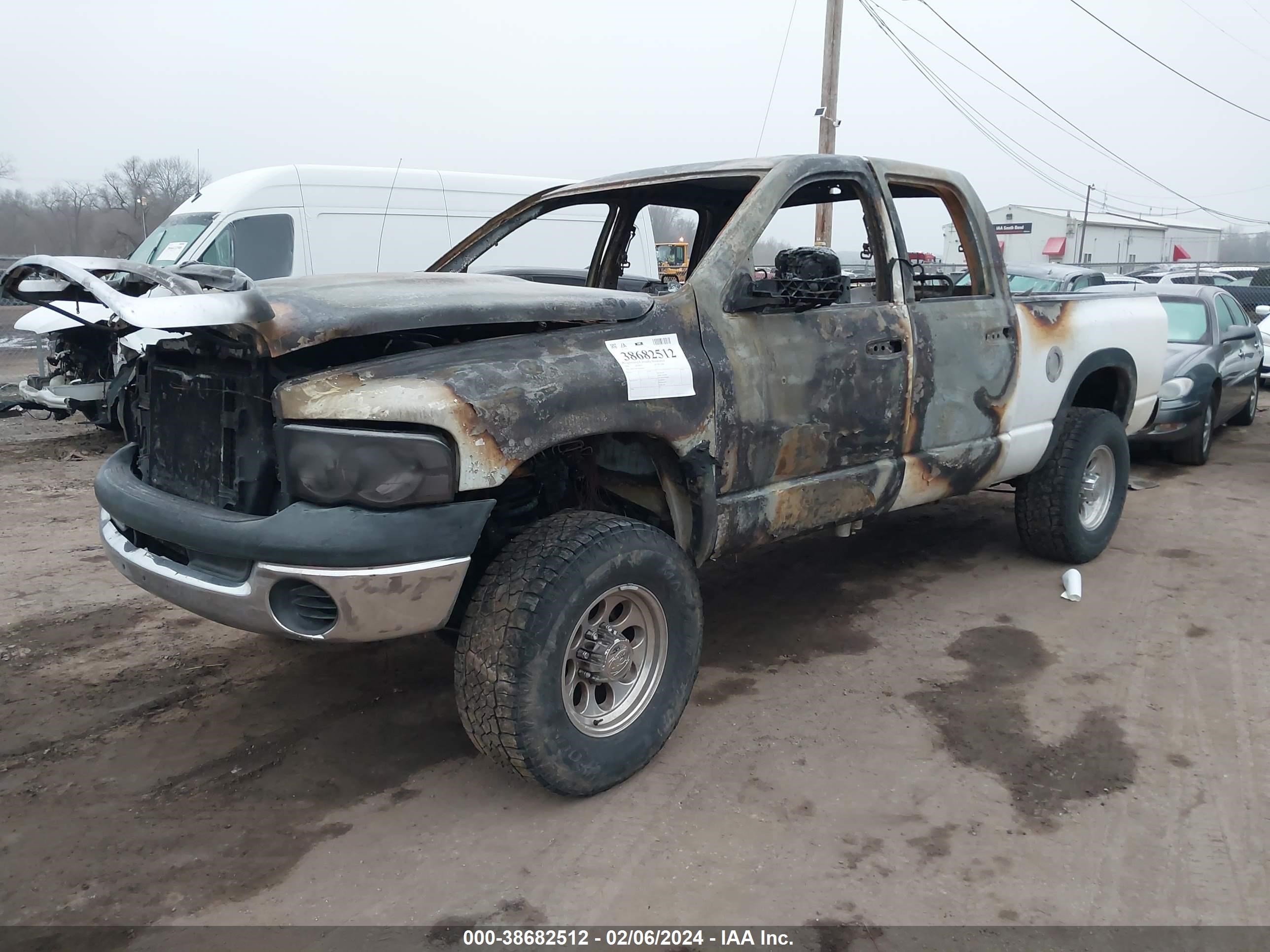 Photo 1 VIN: 3B7KU28C446105963 - DODGE RAM 