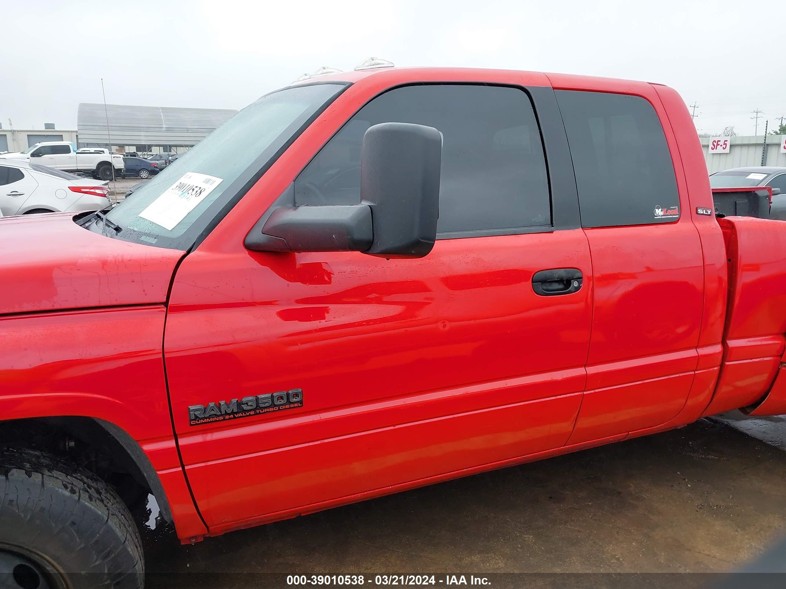 Photo 14 VIN: 3B7MC33652M286891 - DODGE RAM 