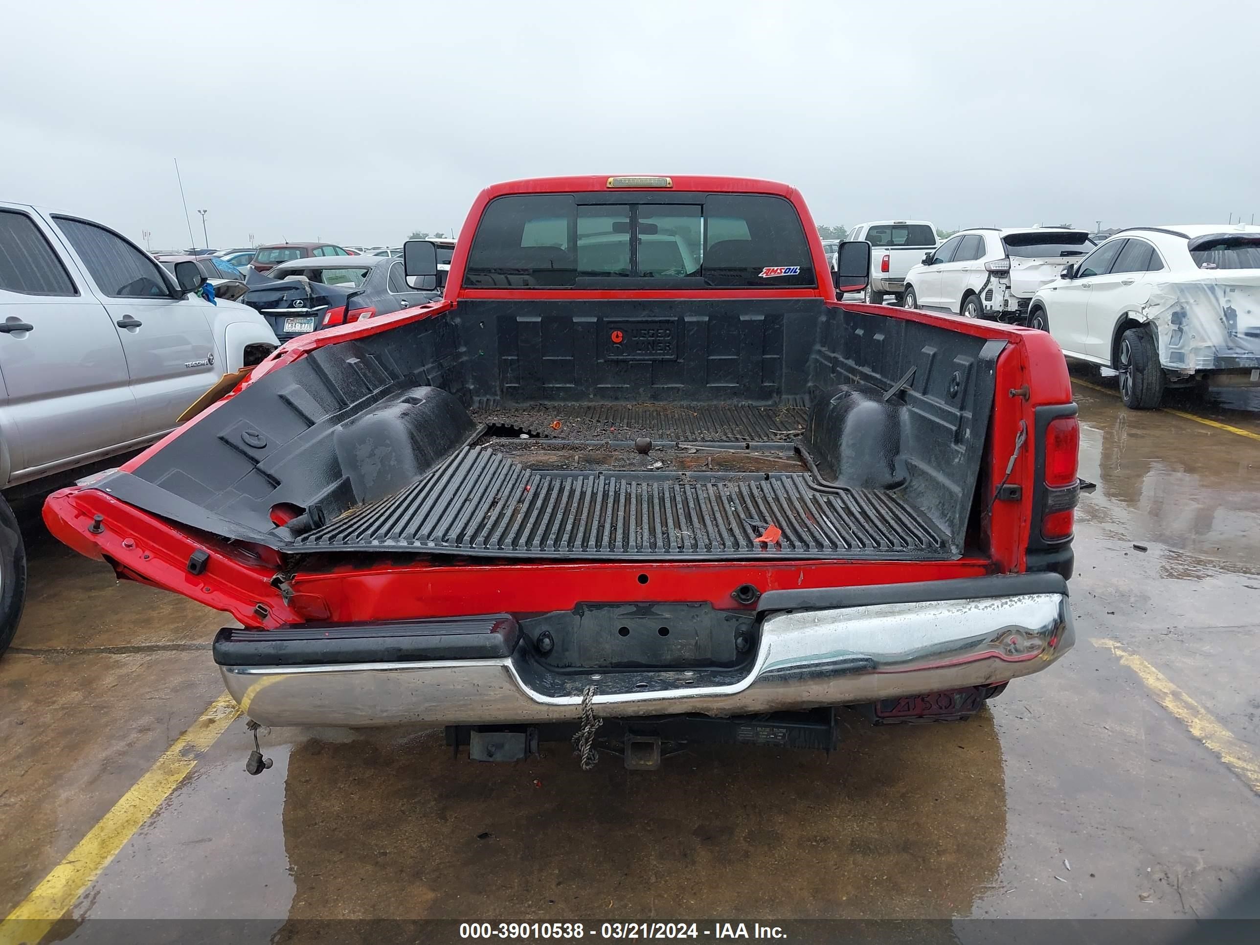 Photo 15 VIN: 3B7MC33652M286891 - DODGE RAM 