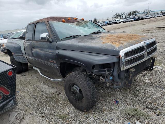 Photo 3 VIN: 3B7MF33D9VM517799 - DODGE RAM 3500 