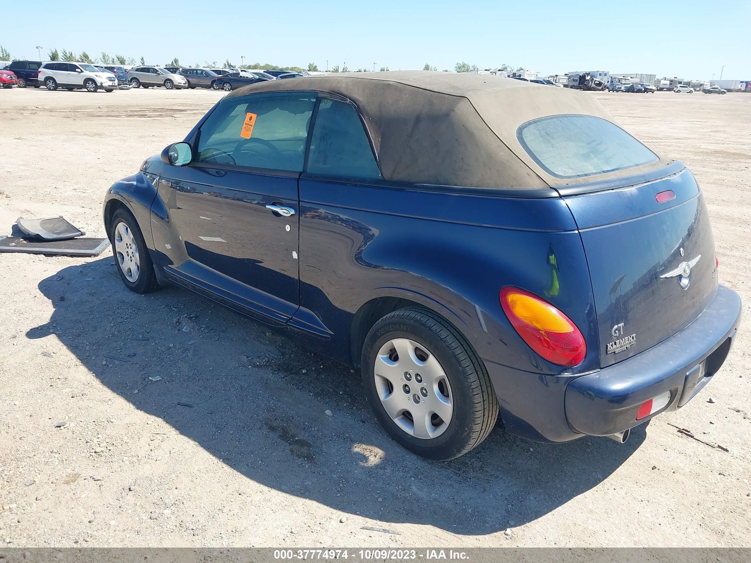 Photo 2 VIN: 3C3AY75S75T313027 - CHRYSLER PT CRUISER 